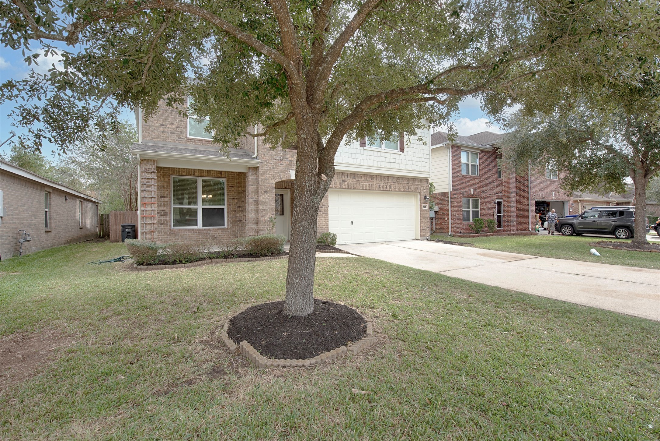 Listing photo 3