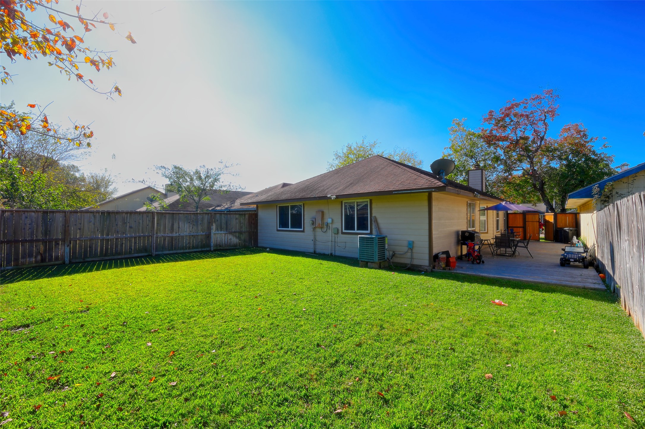 Listing photo 5