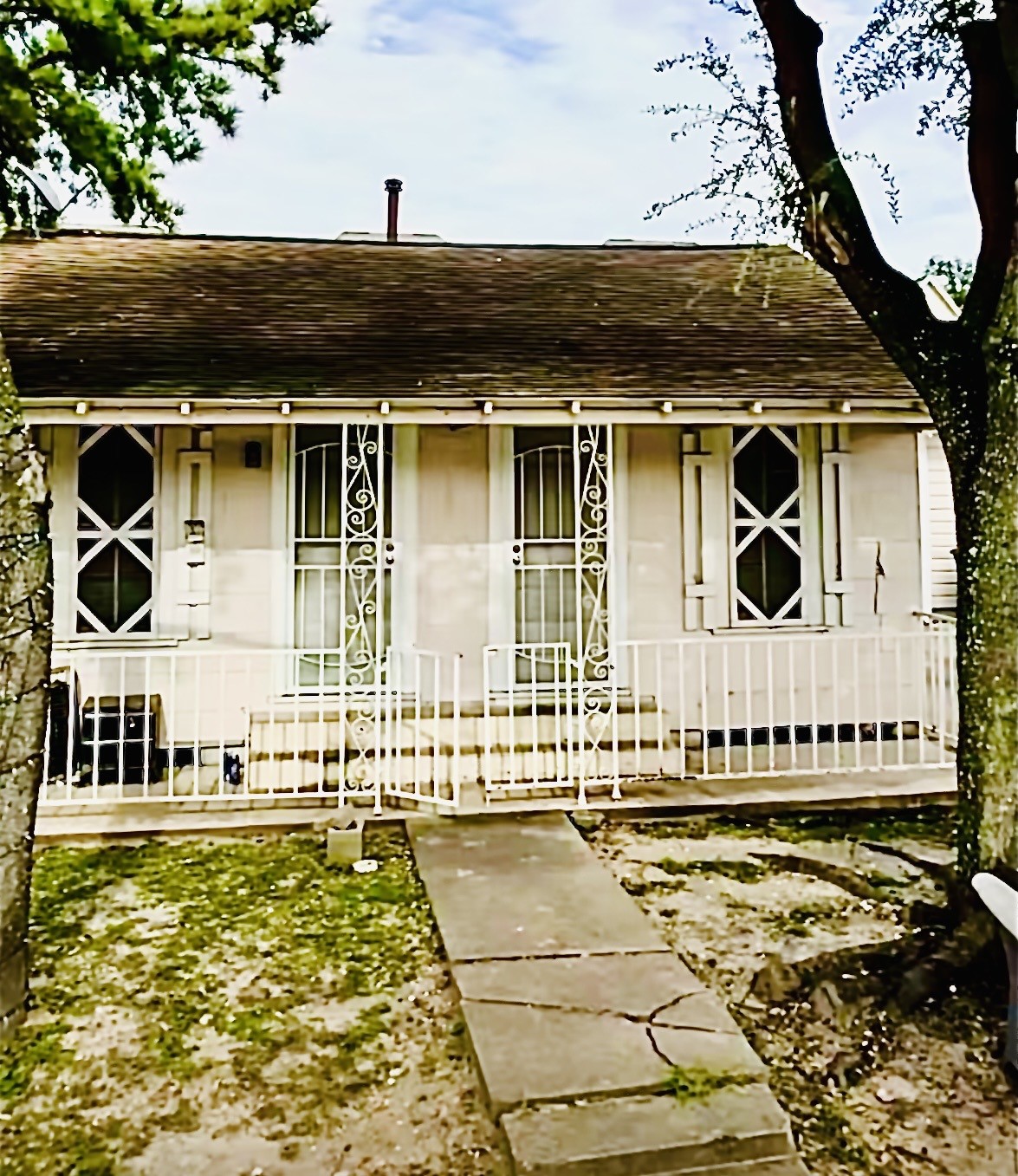 Listing photo 1