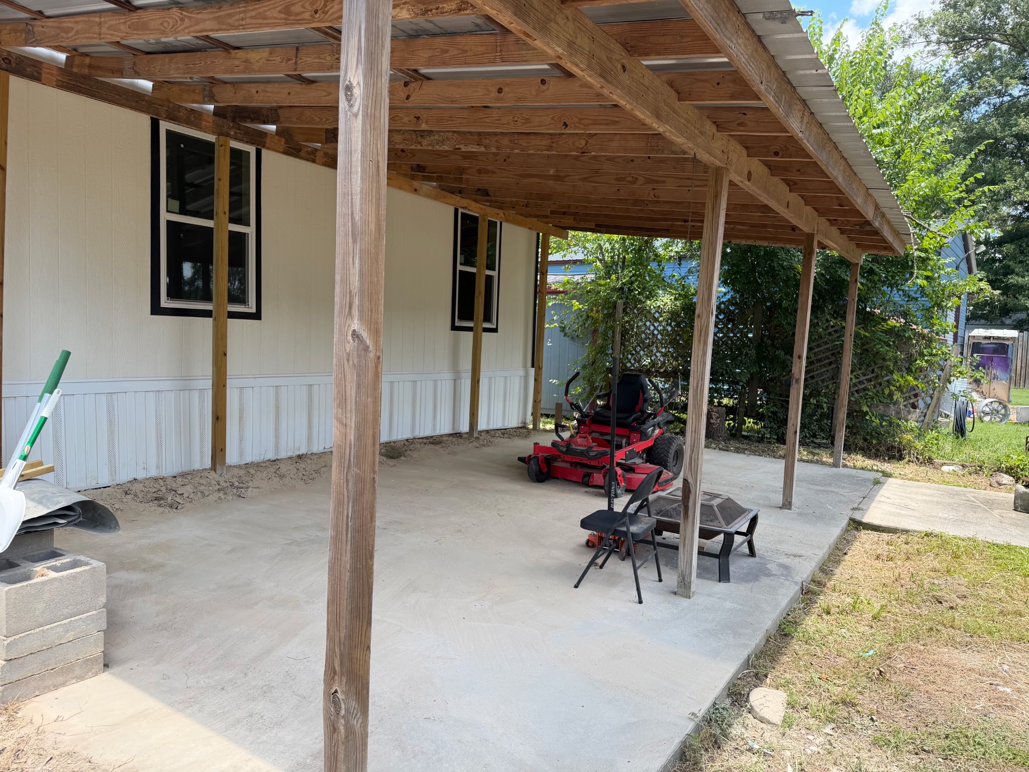 Listing photo 4