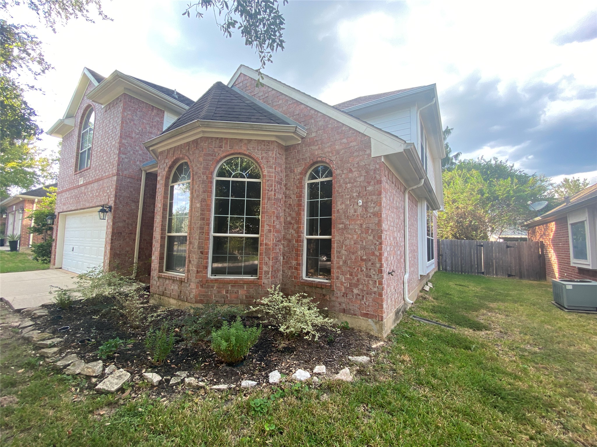 Listing photo 4