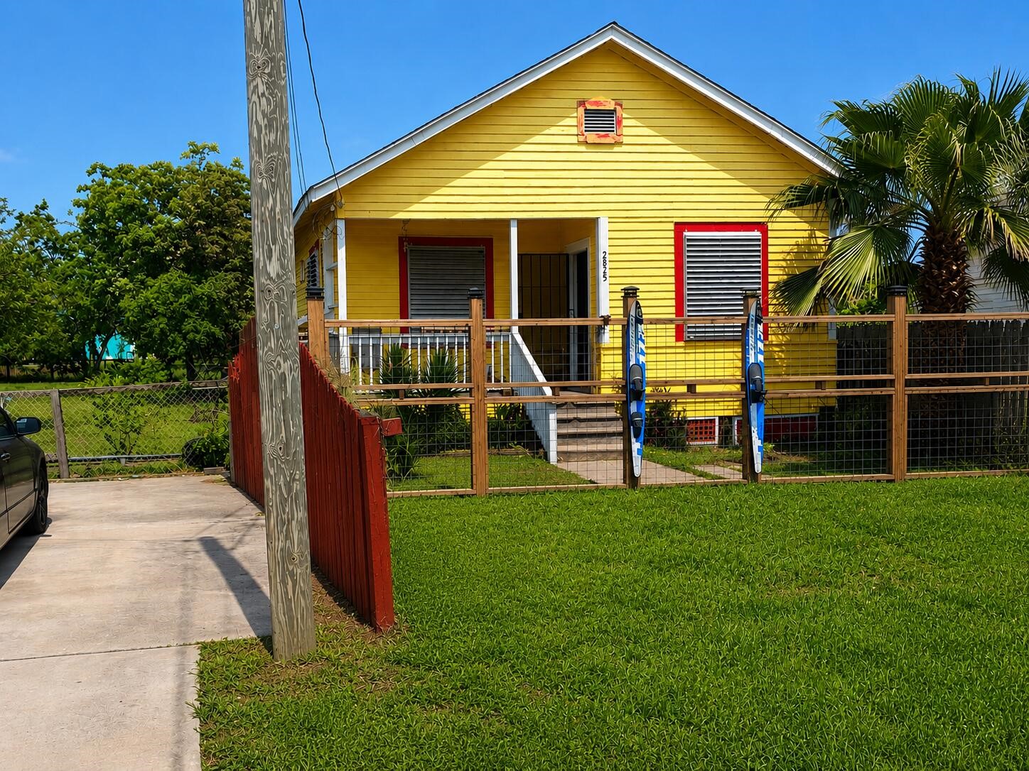 Listing photo 2