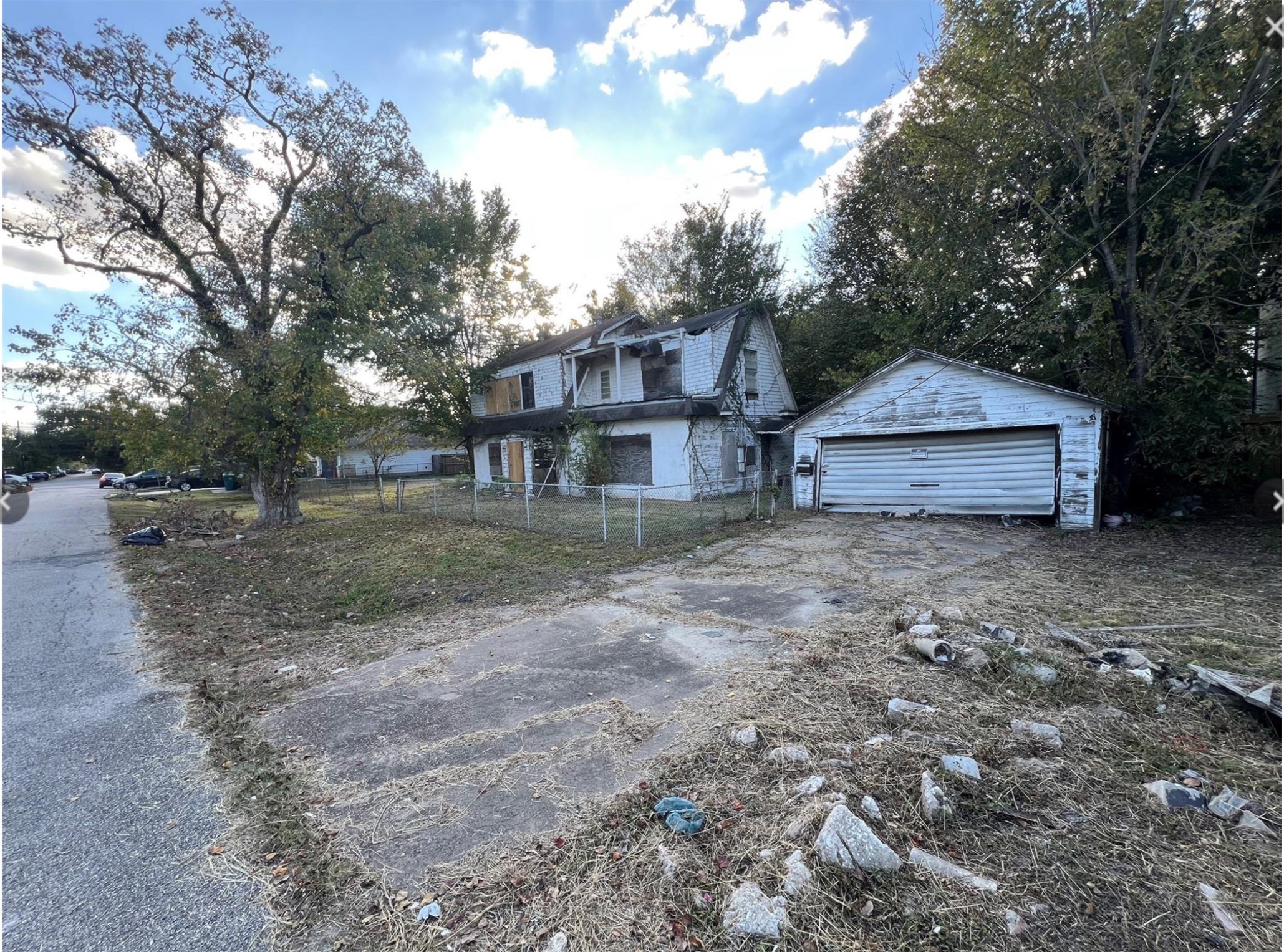 Listing photo 1