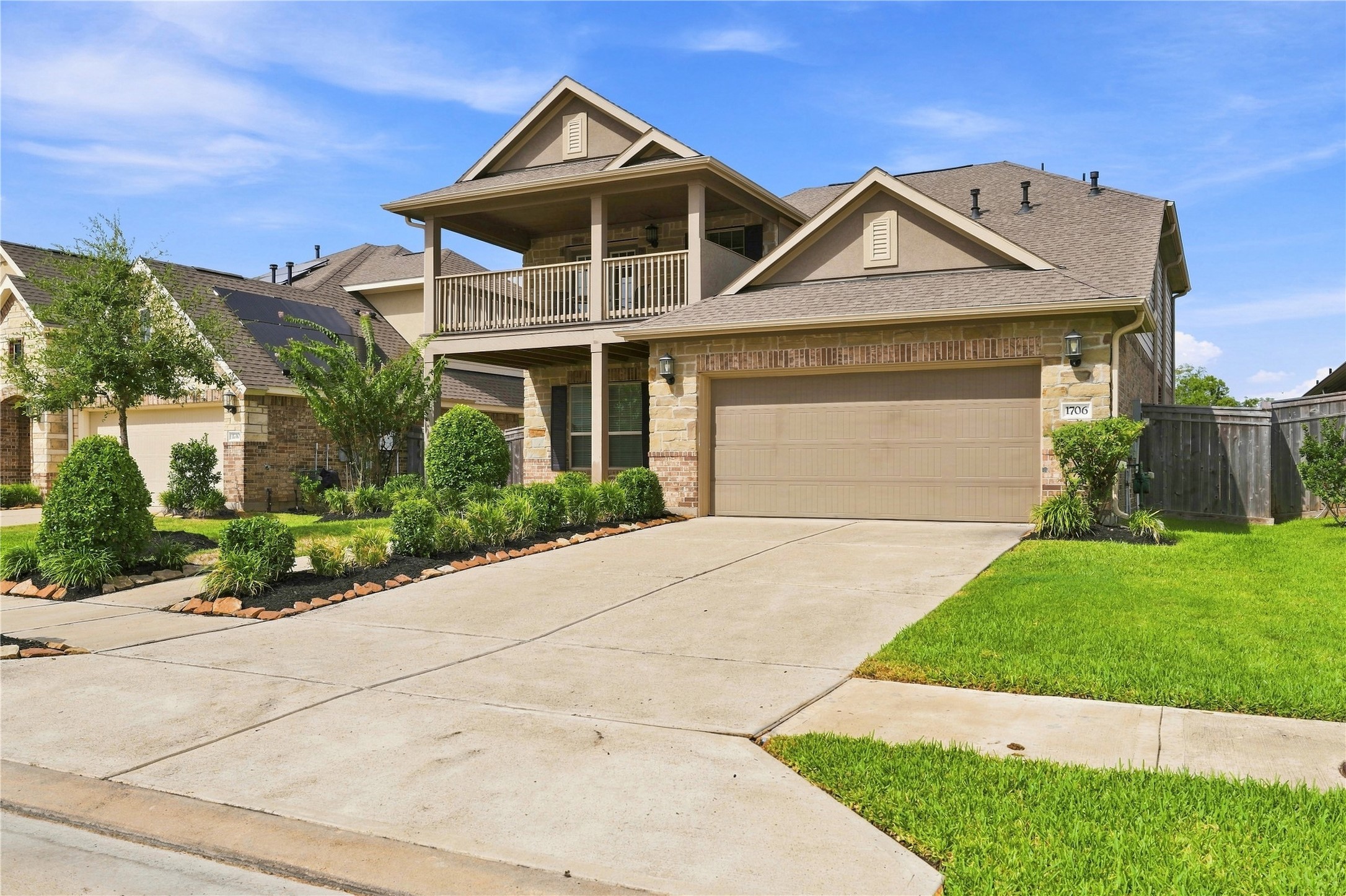 Listing photo 1