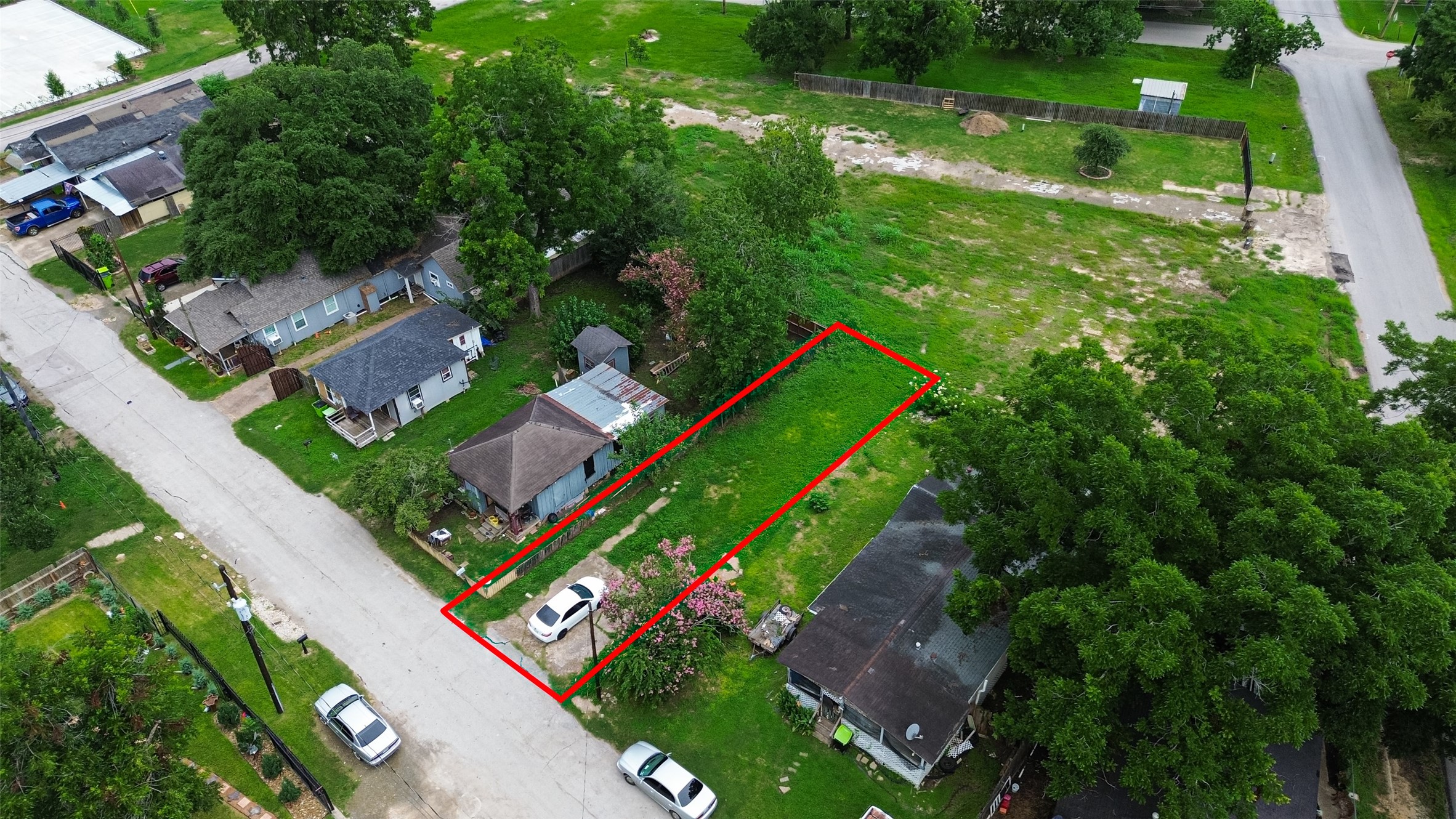 Listing photo 3