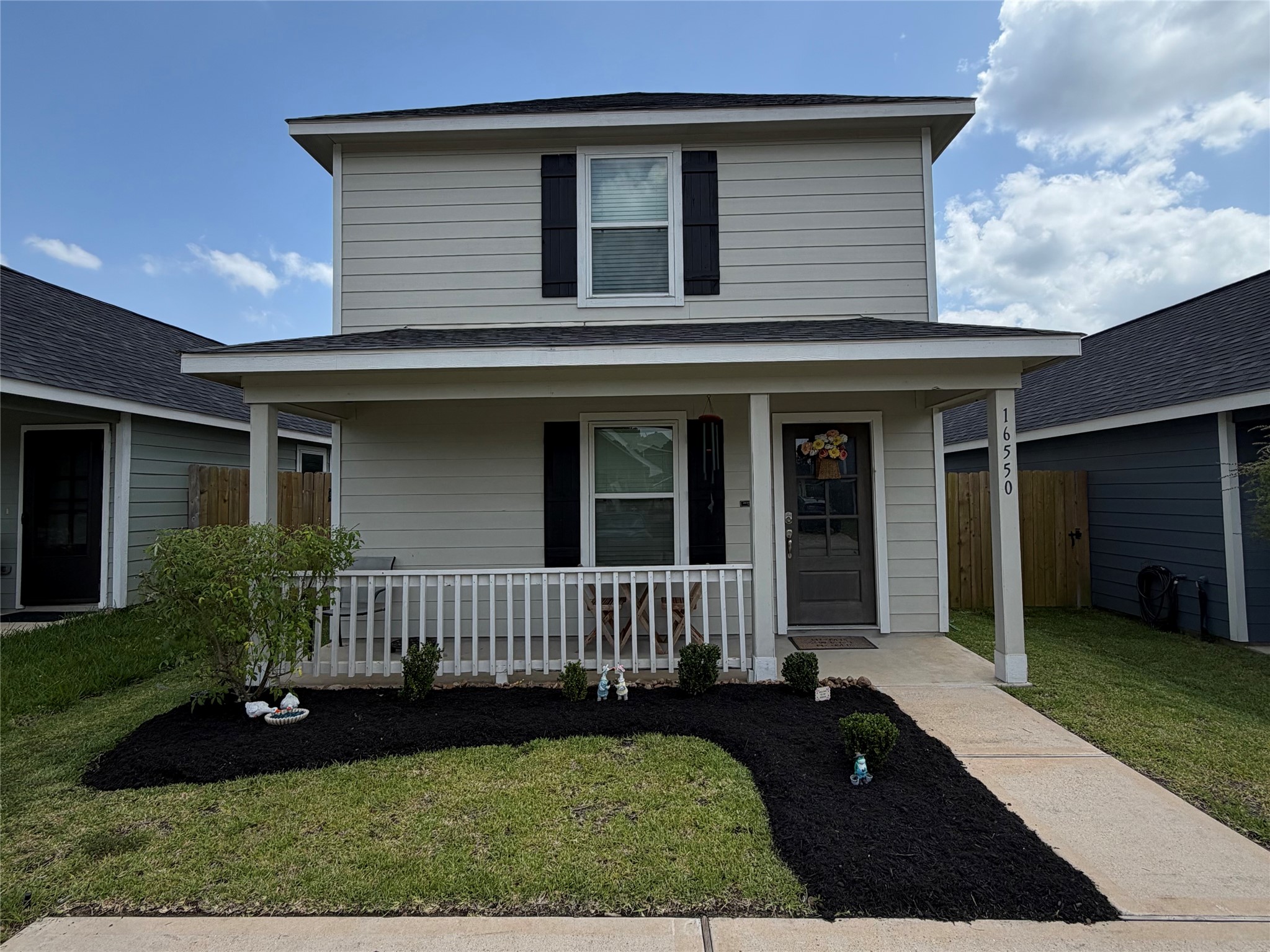 Listing photo 1