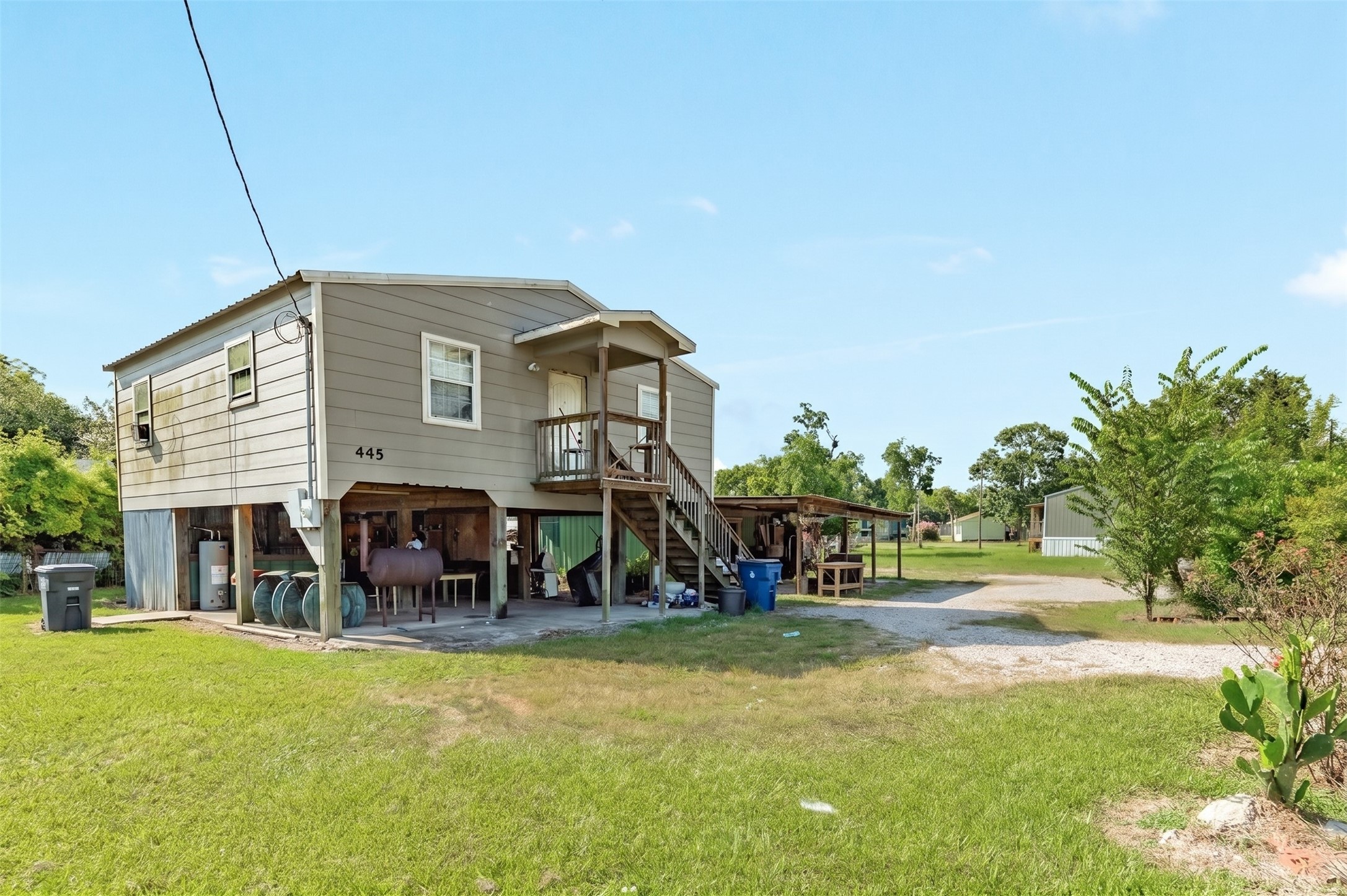 Listing photo 1