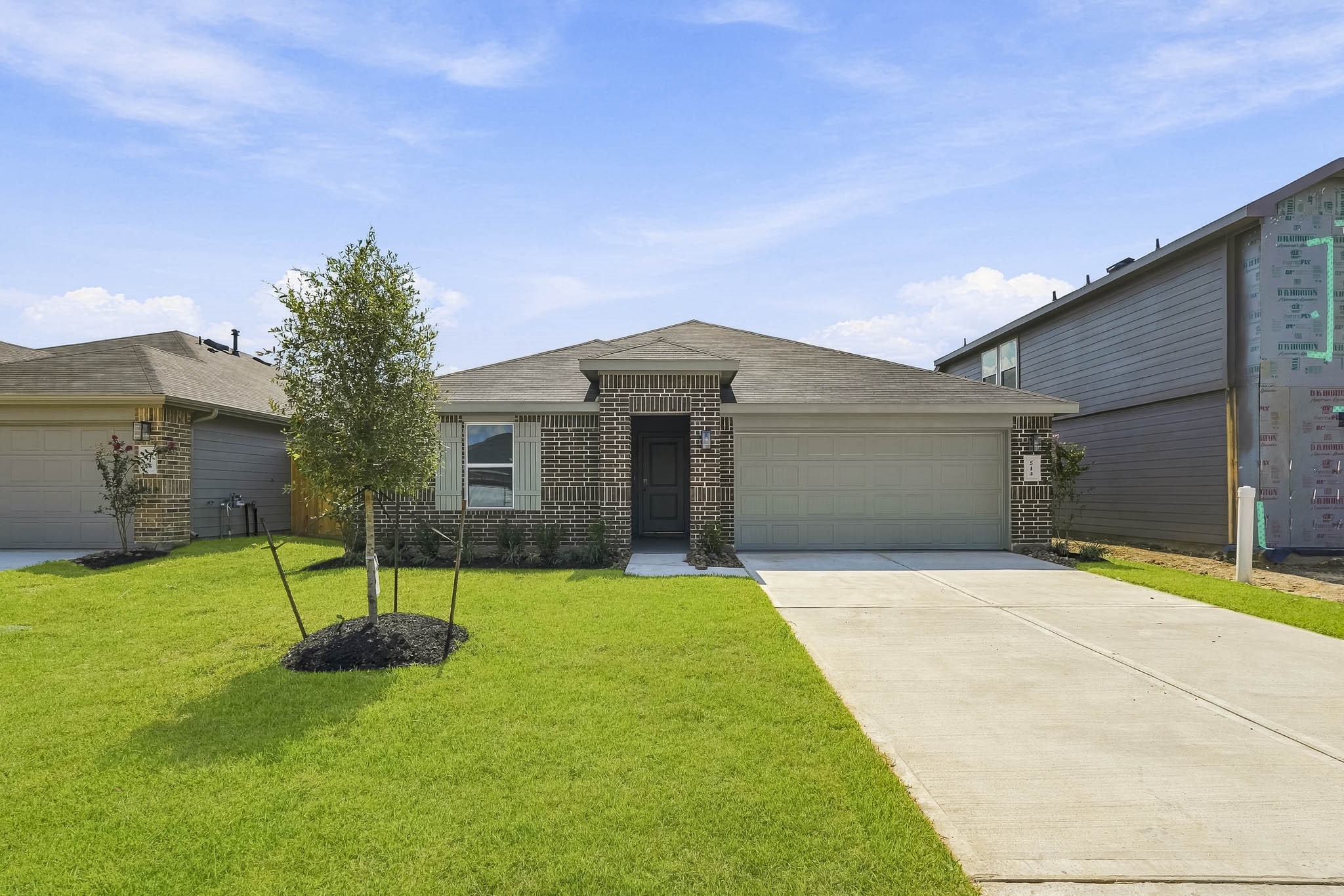 Listing photo 1