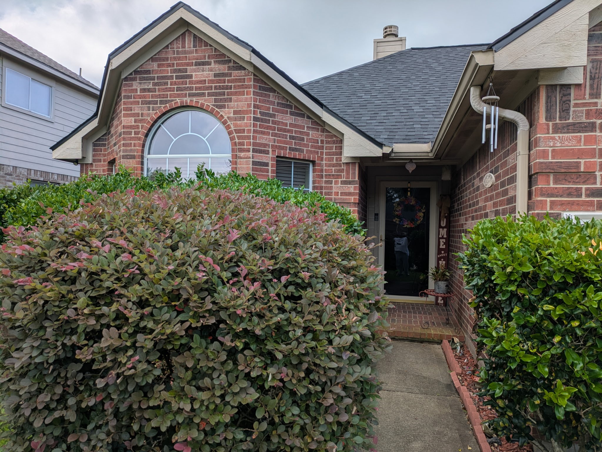 Listing photo 1