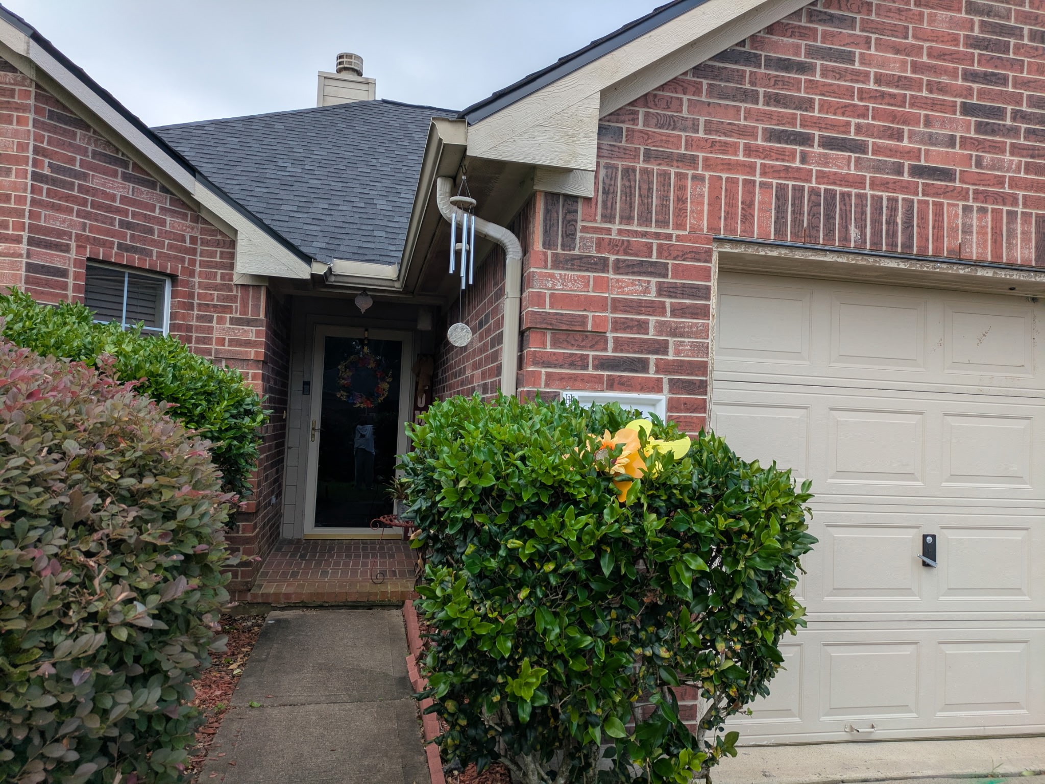 Listing photo 1