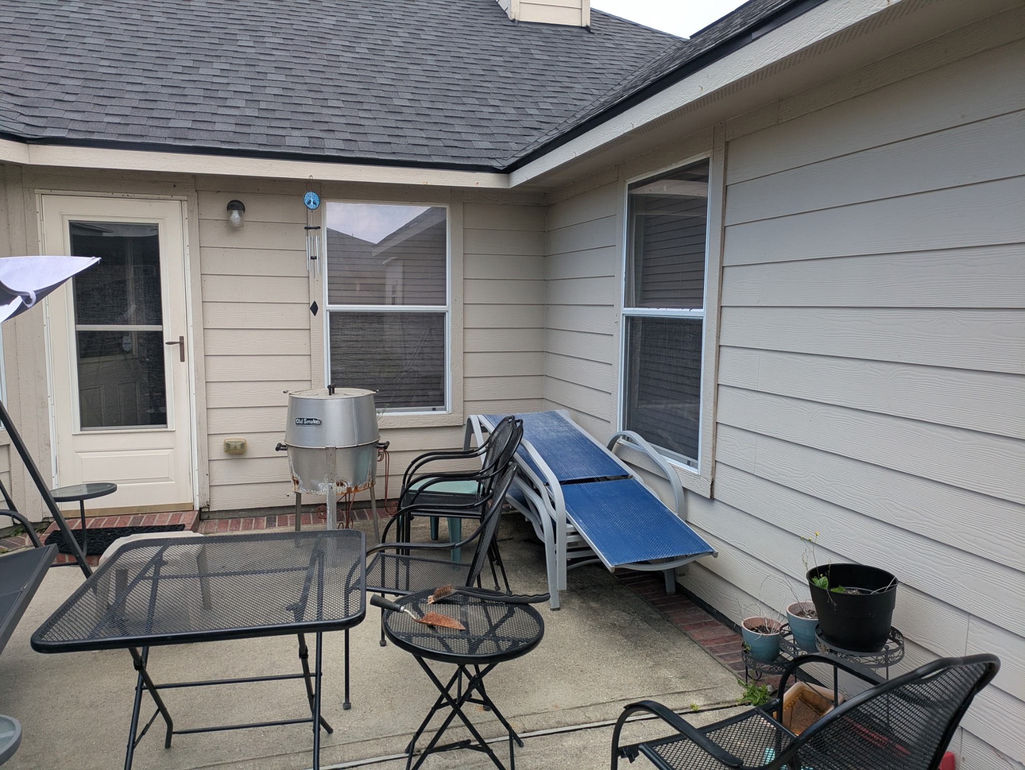 Listing photo 1