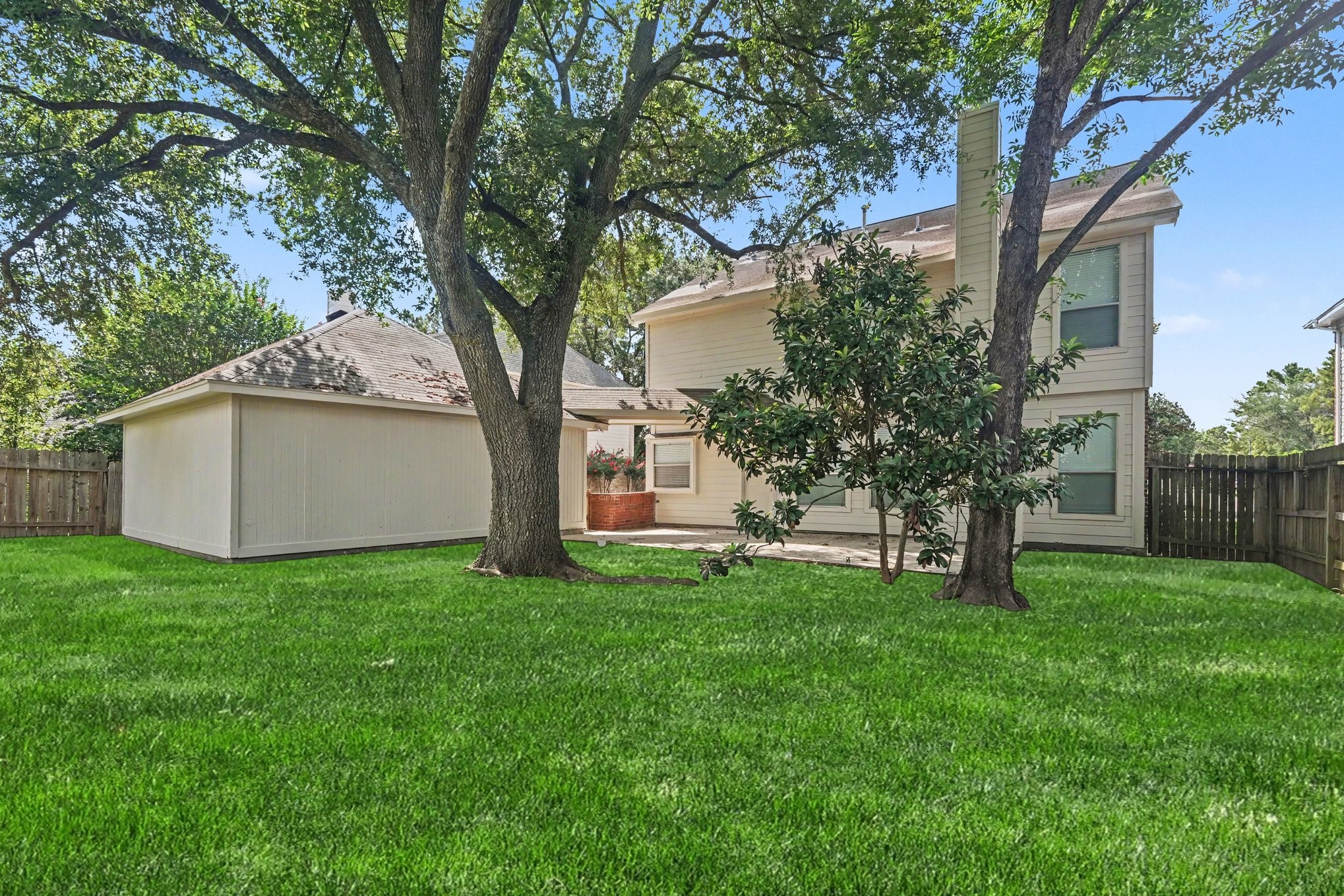 Listing photo 2