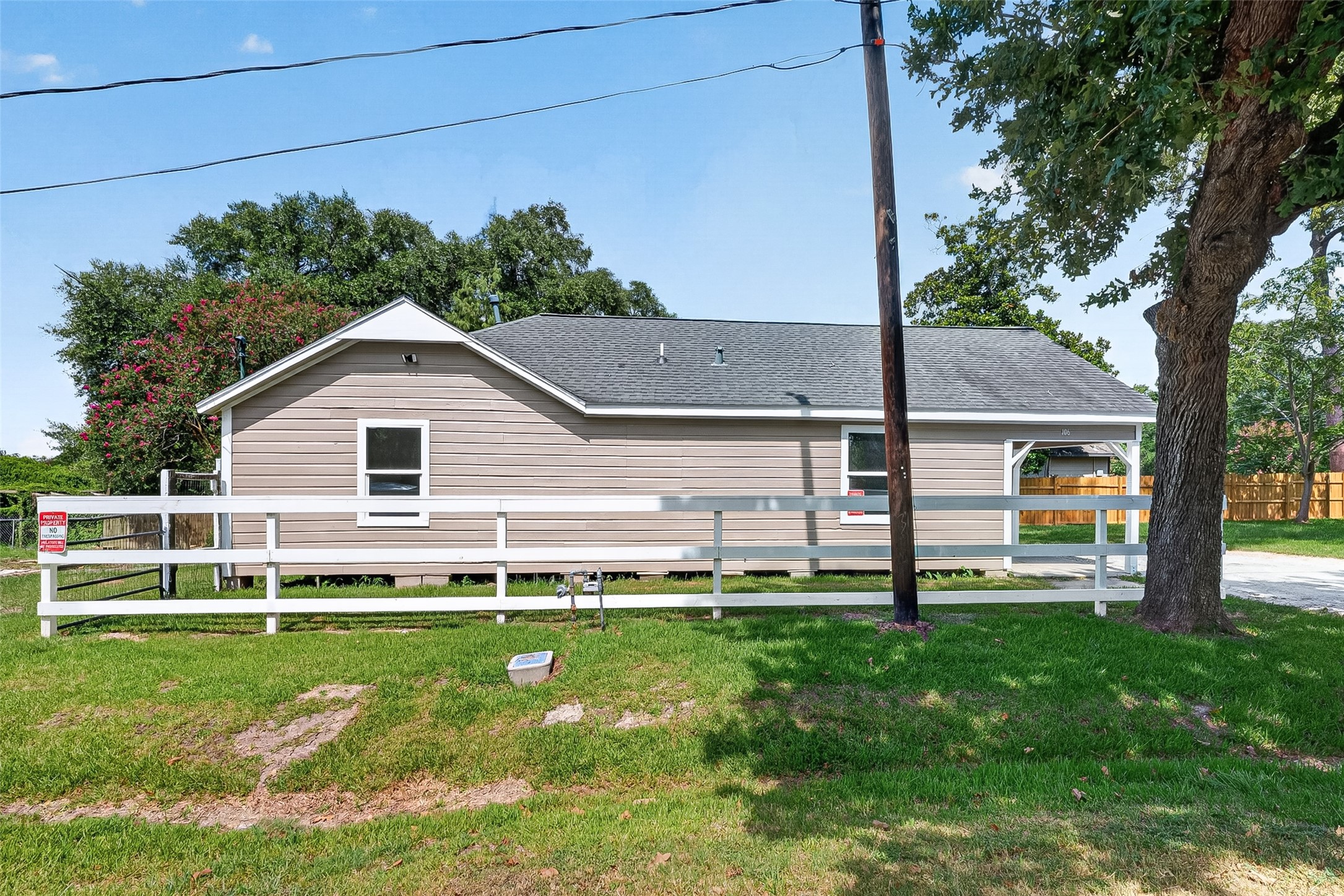 Listing photo 1