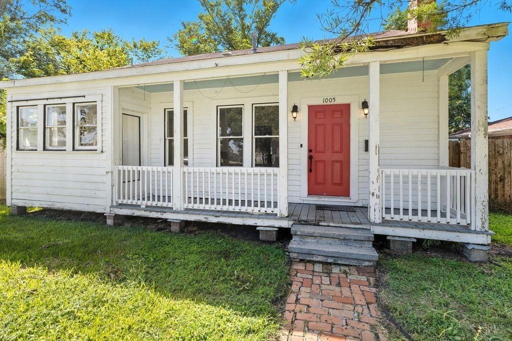 Listing photo 1