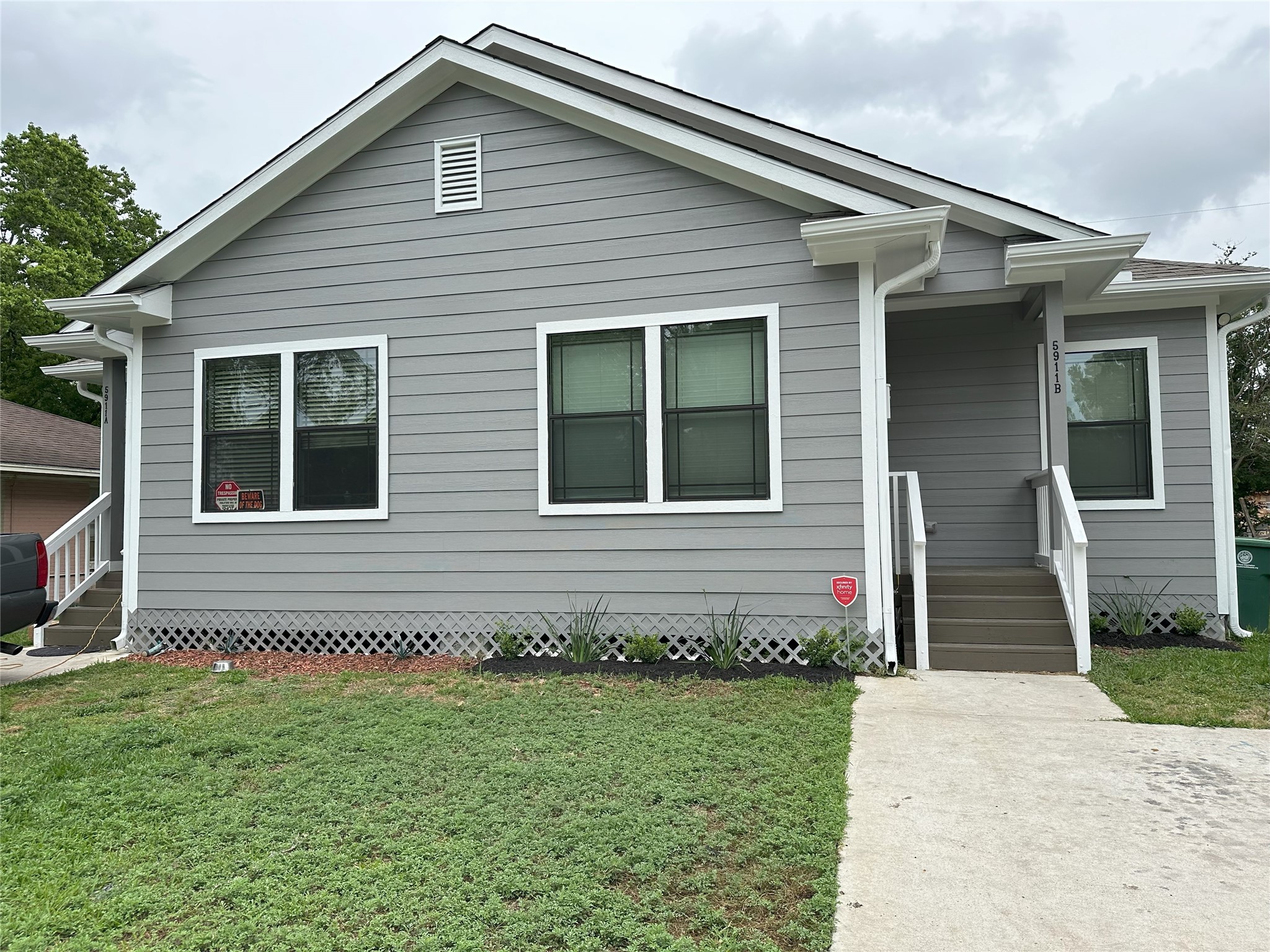 Listing photo 2
