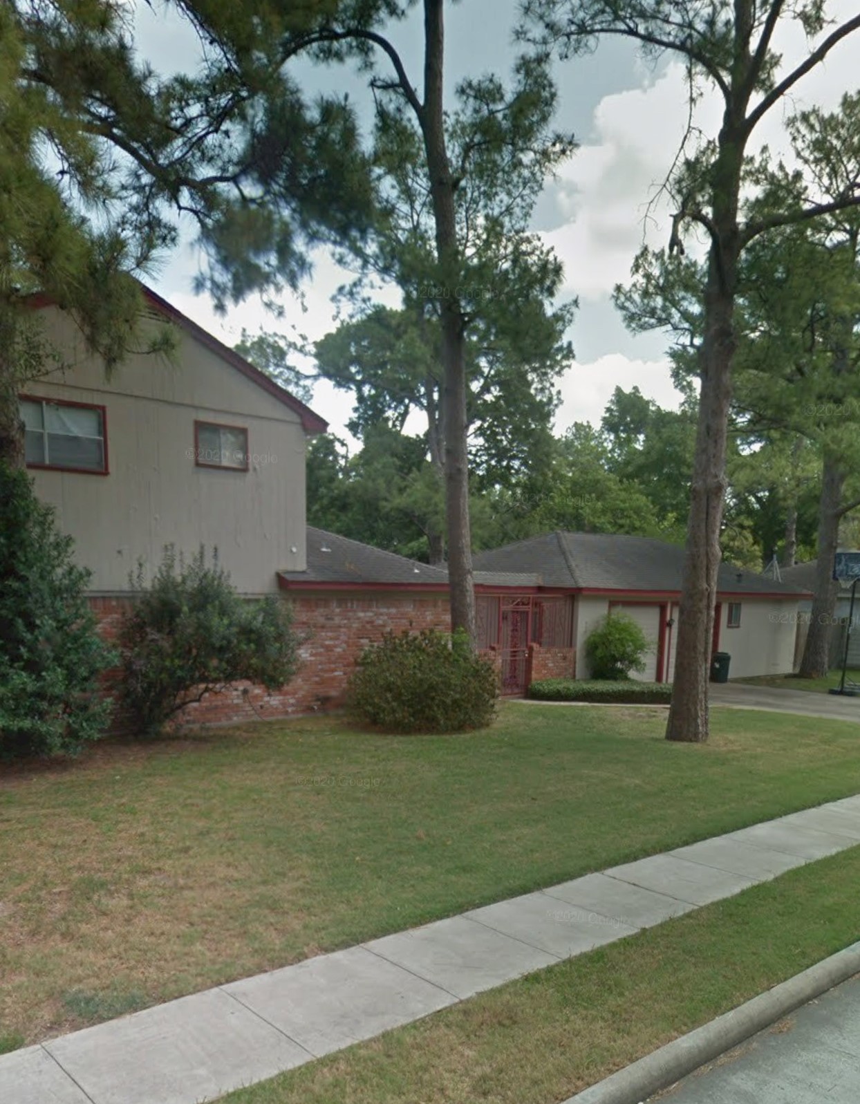 Listing photo 1