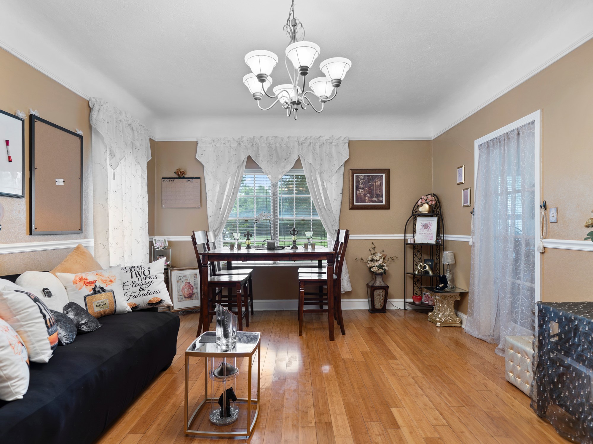 Listing photo 3