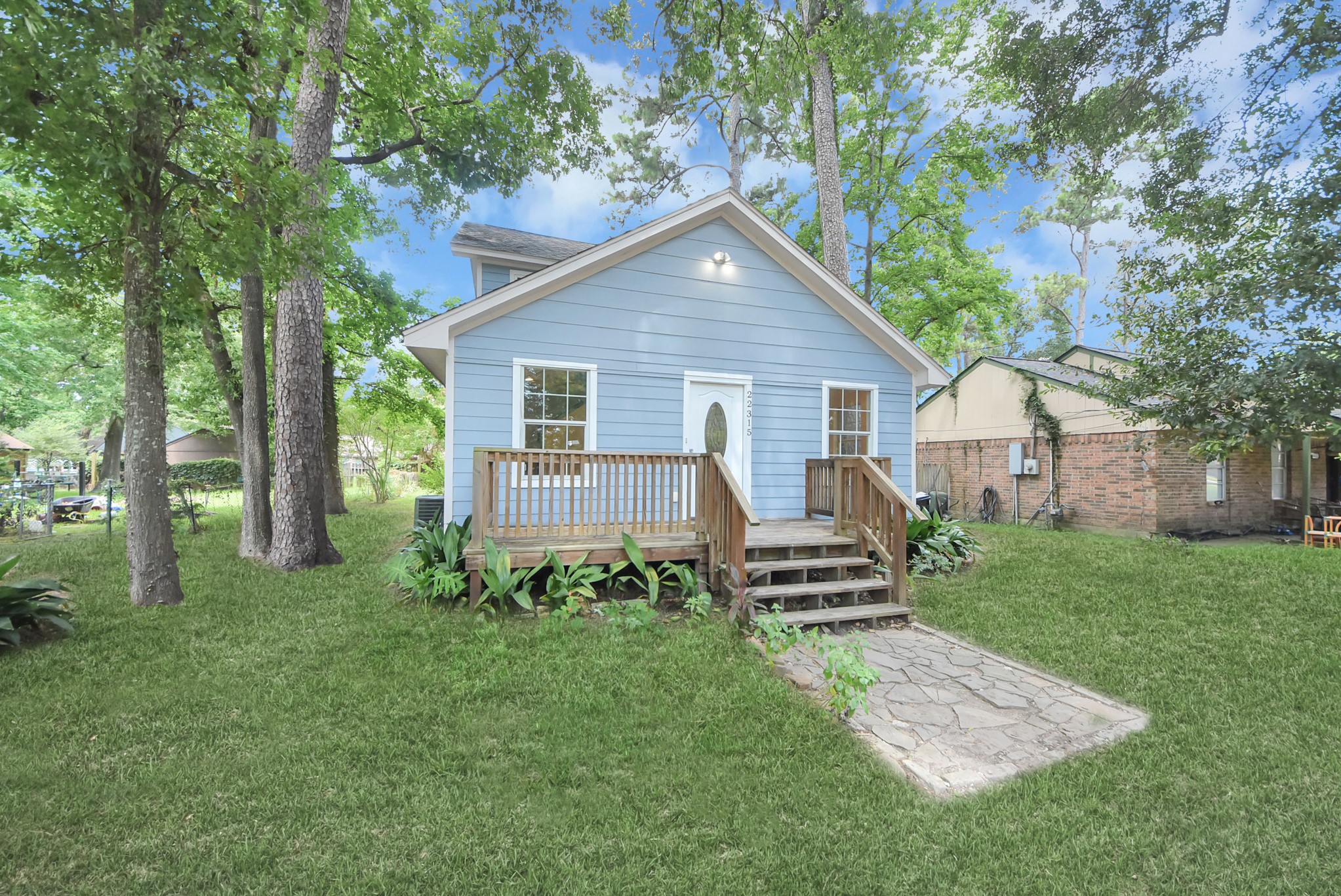 Listing photo 4