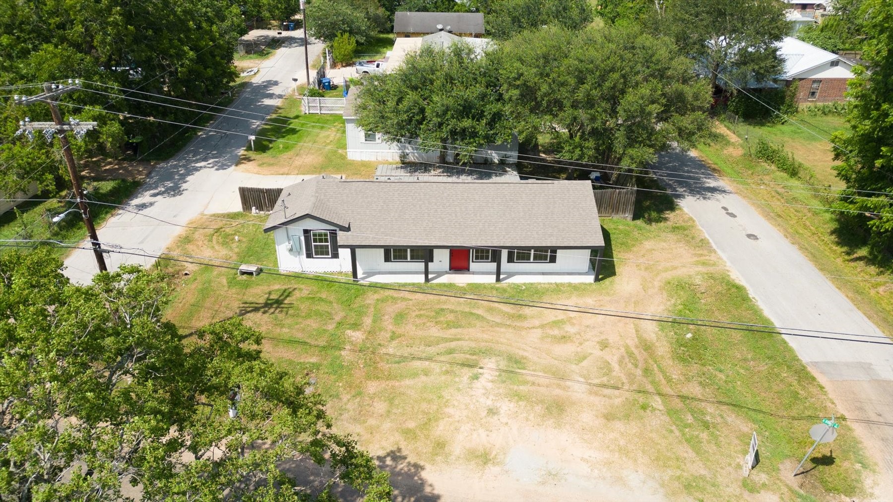 Listing photo 4