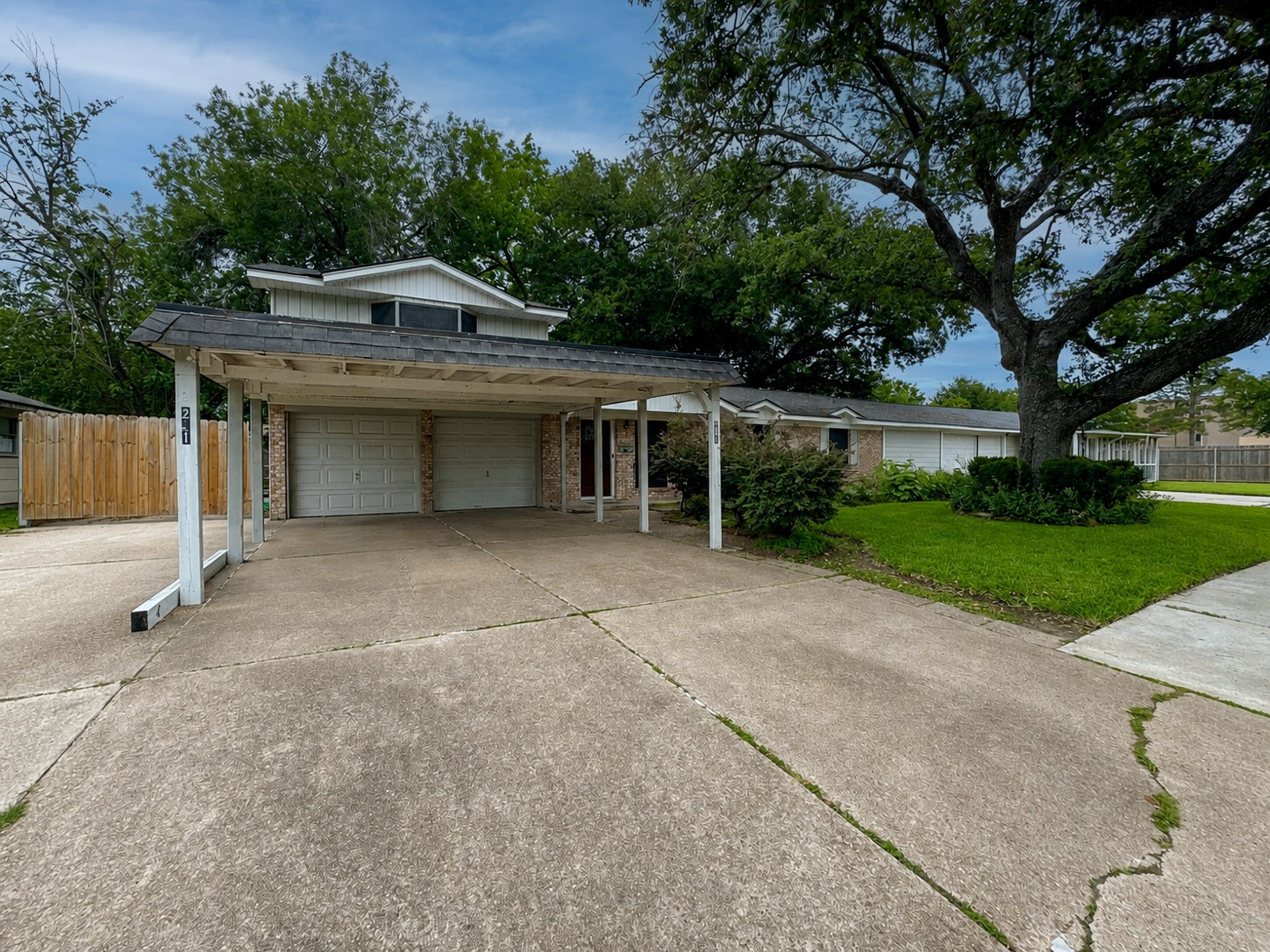 Listing photo 5