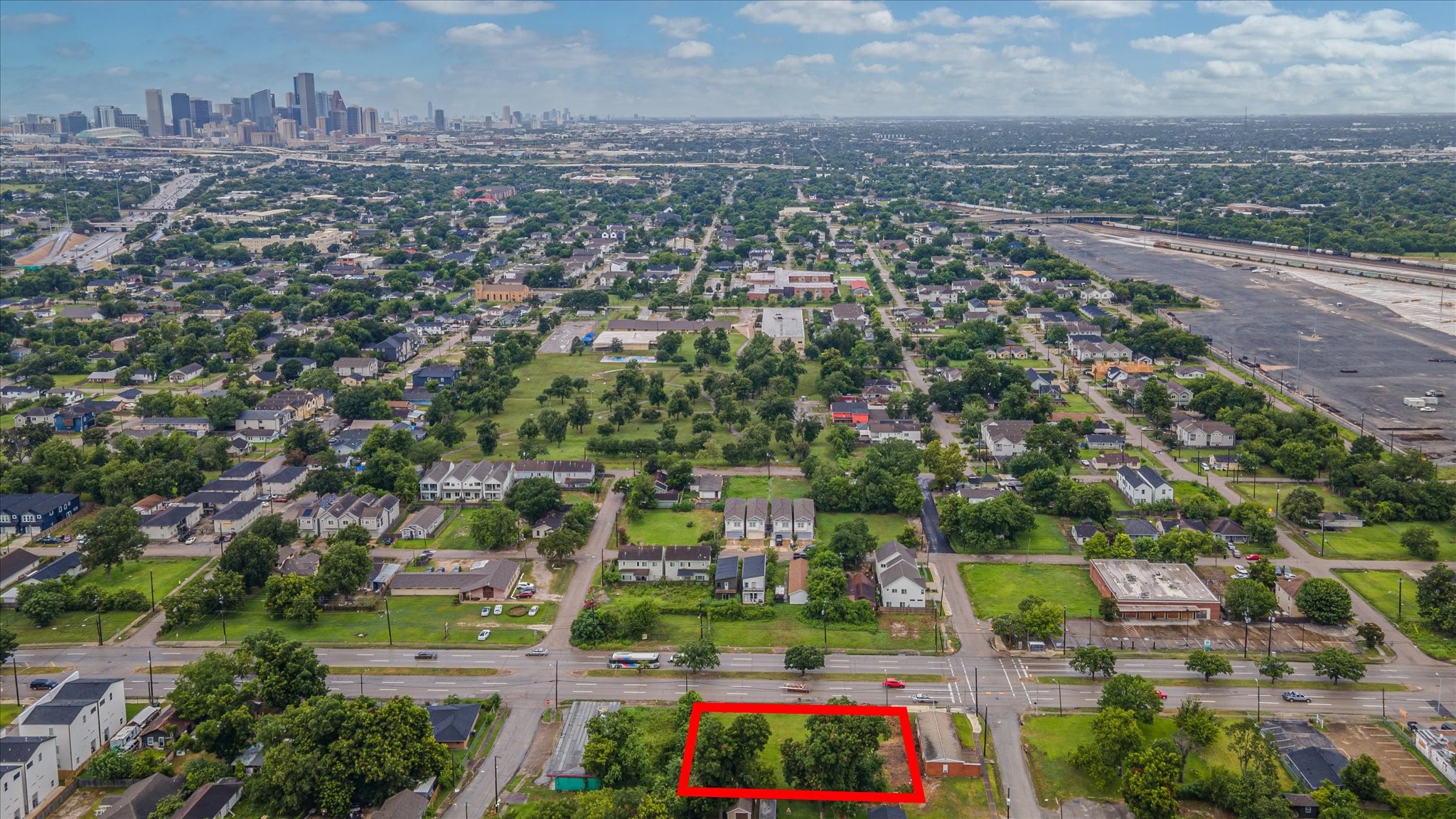 Listing photo 1