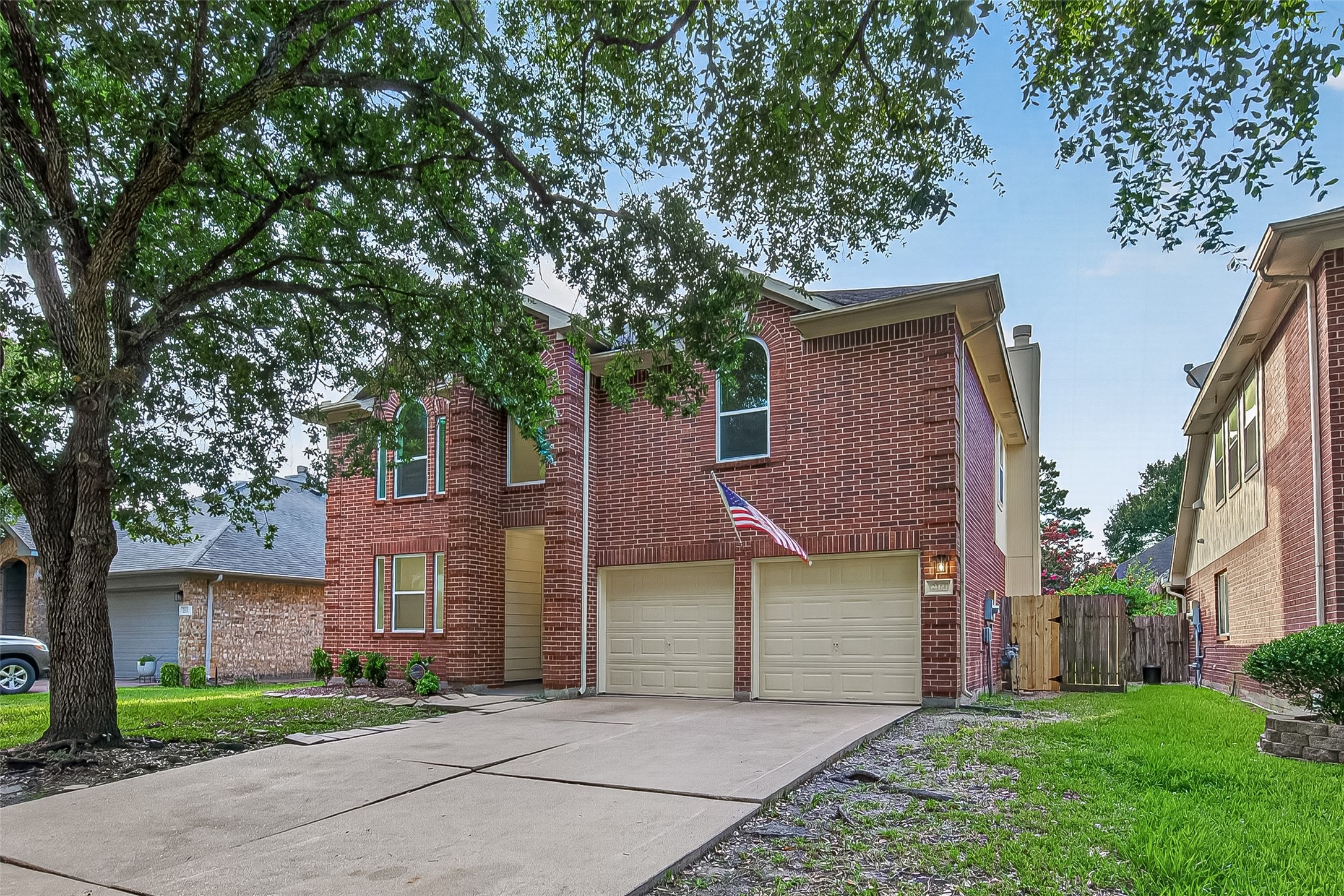 Listing photo 1