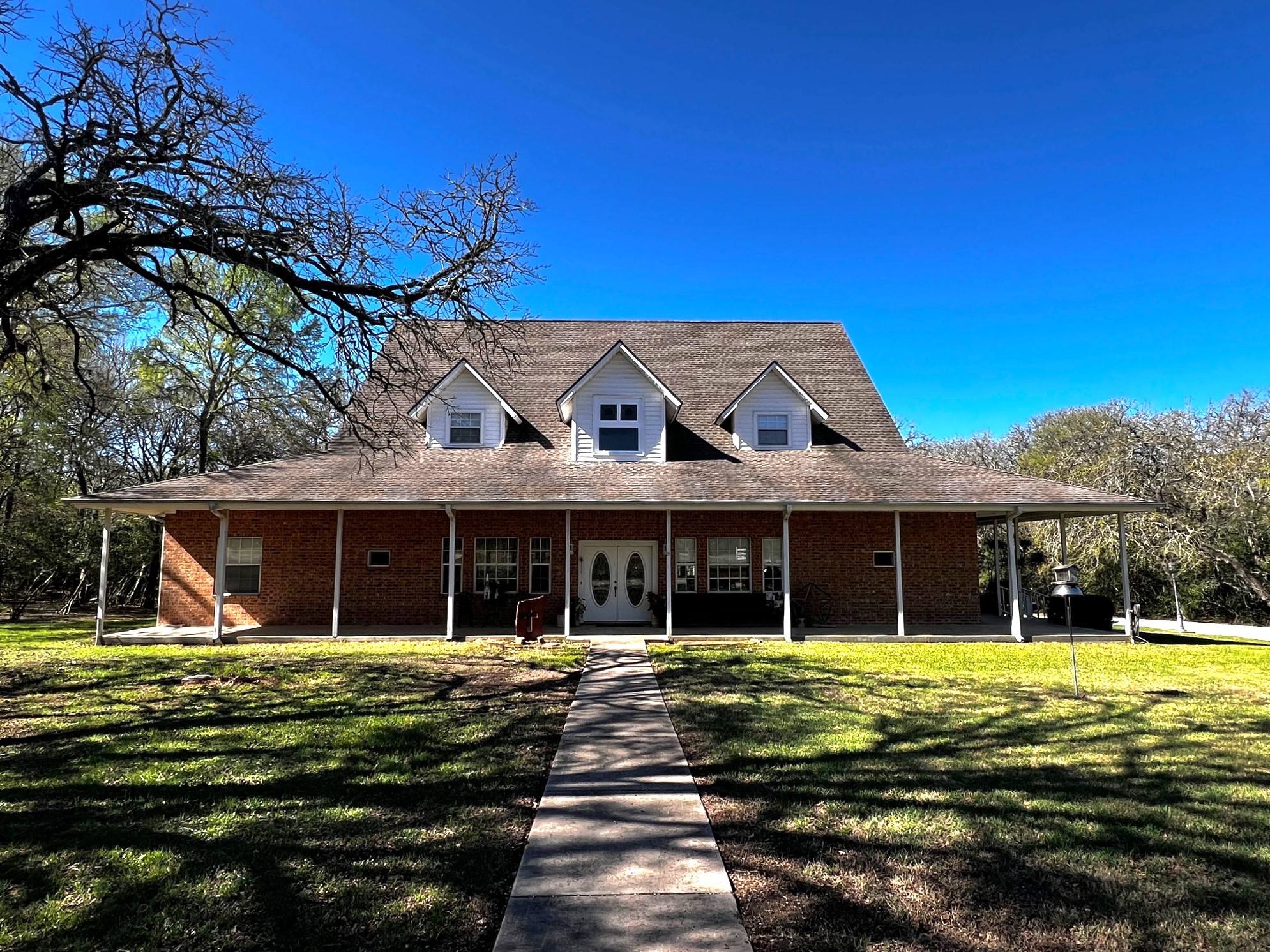 Listing photo 1