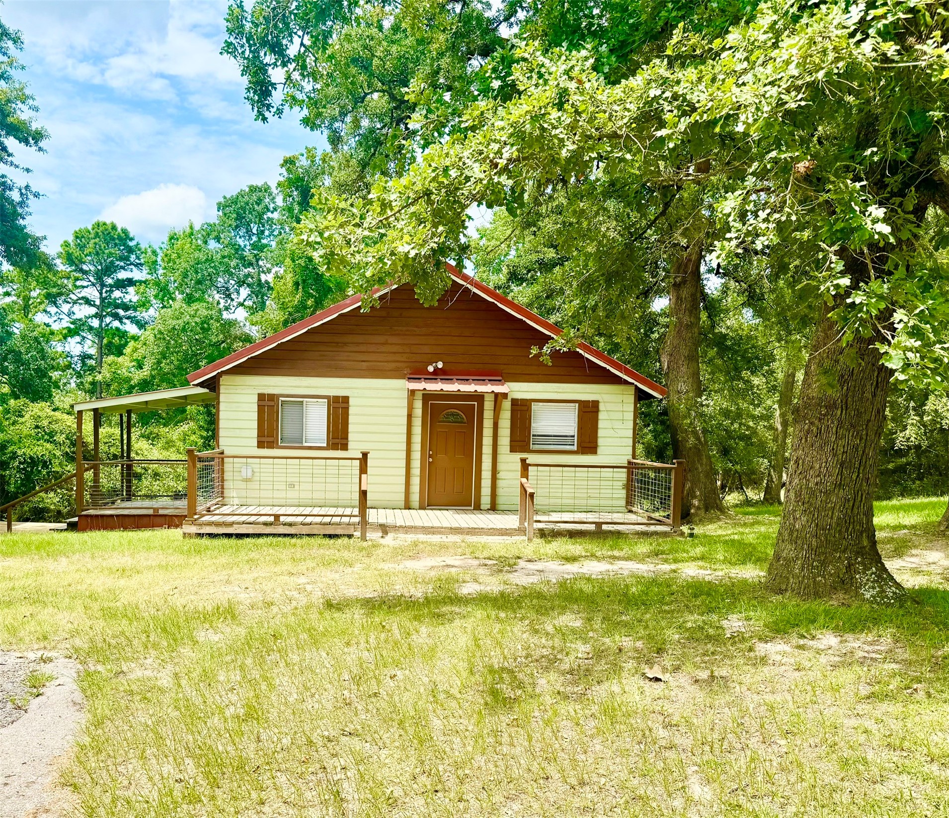 Listing photo 4