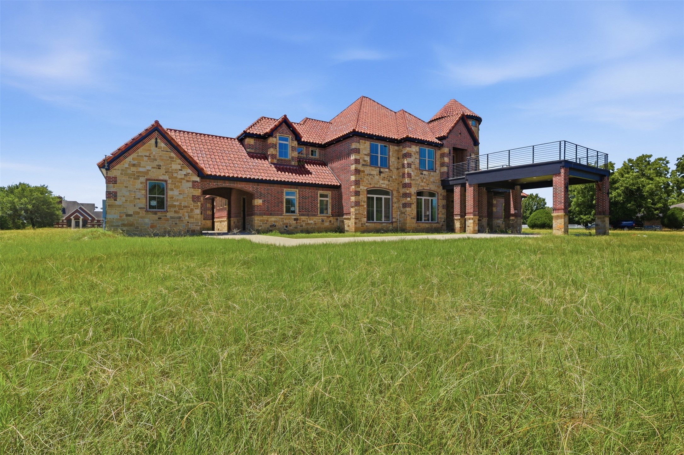 Listing photo 1