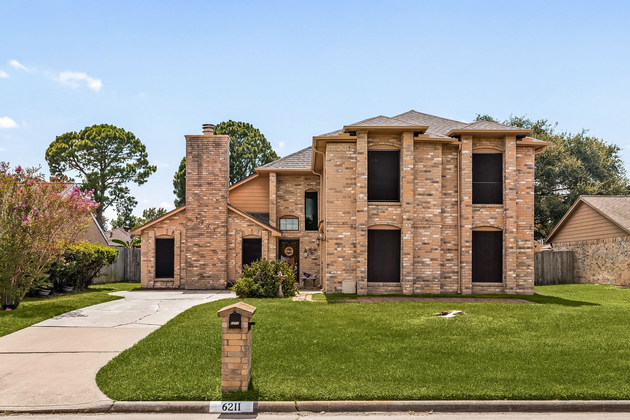 Listing photo 1