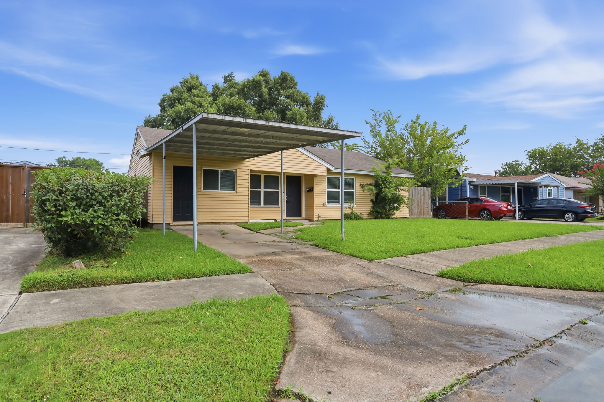 Listing photo 3