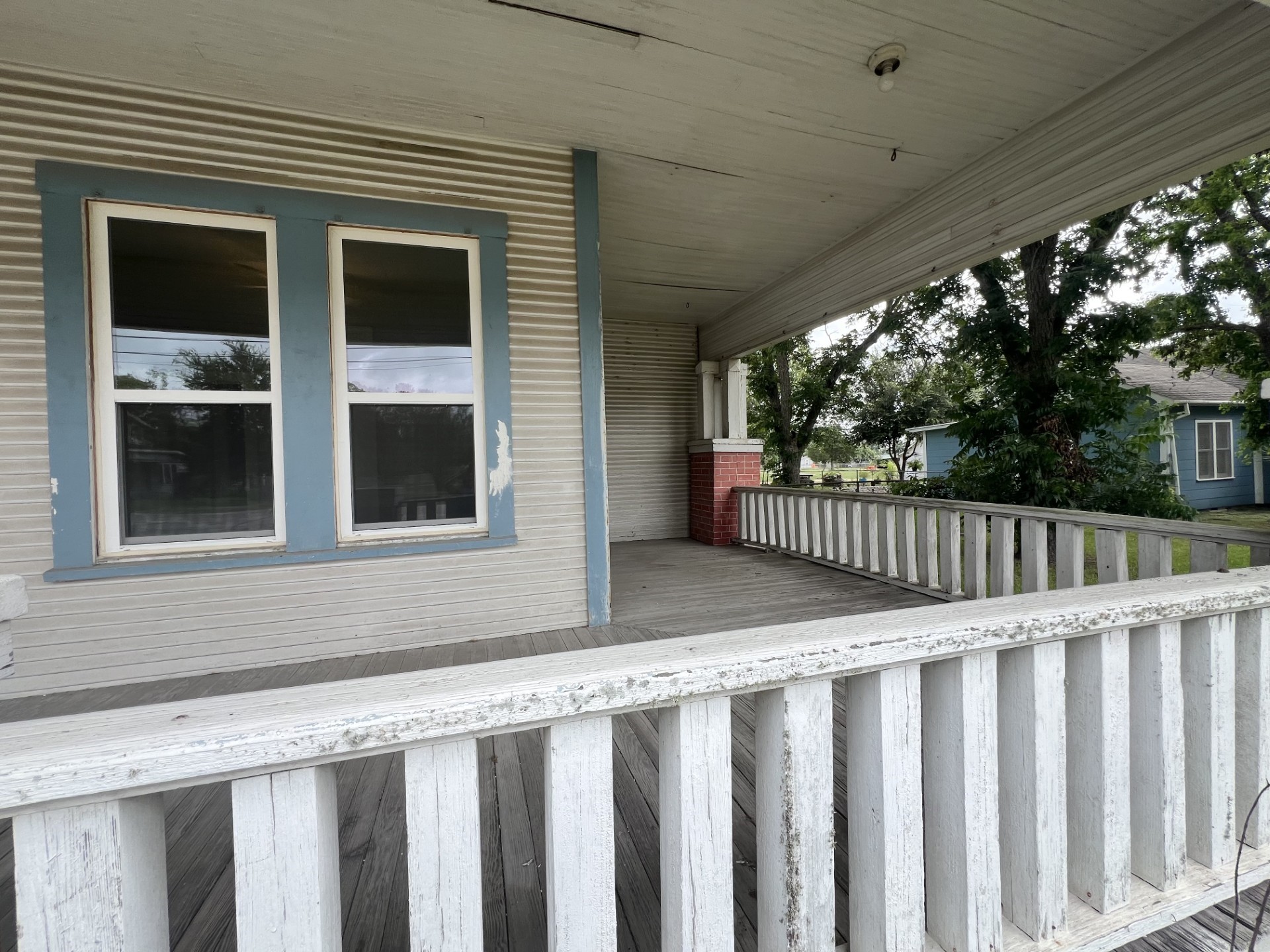 Listing photo 5