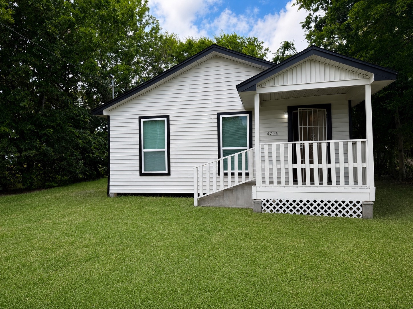 Listing photo 1