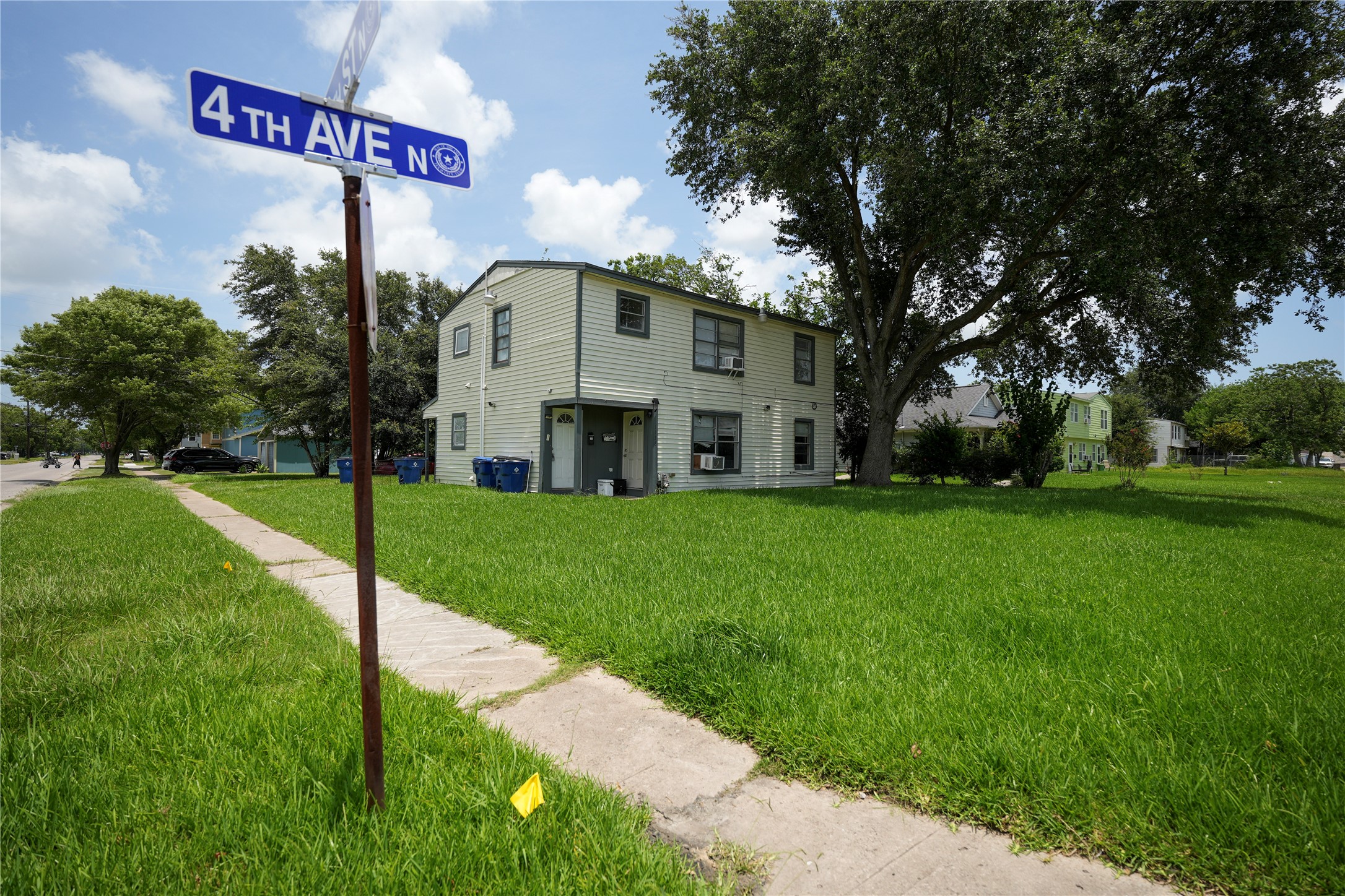 Listing photo 4