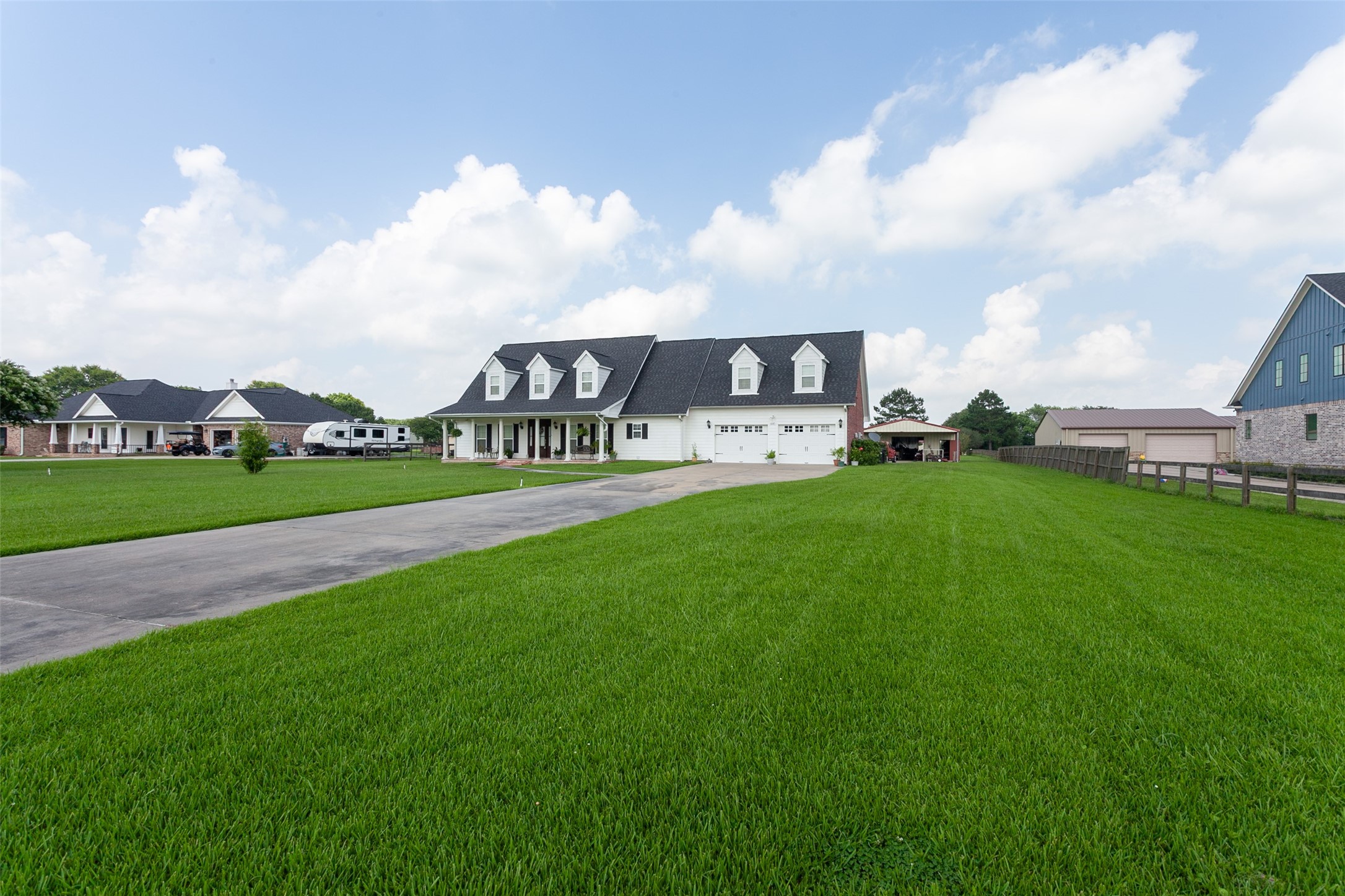 Listing photo 1