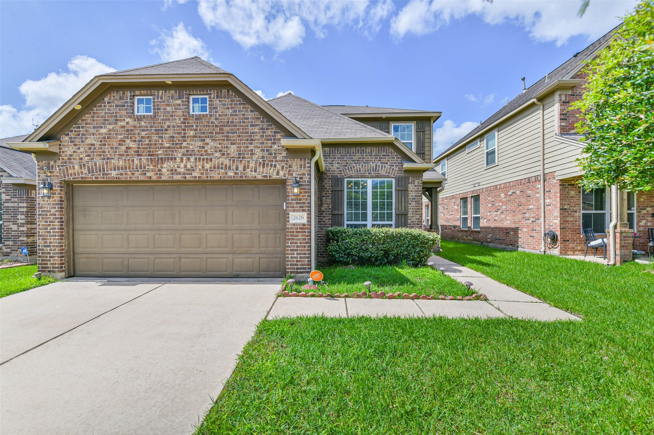Listing photo 1