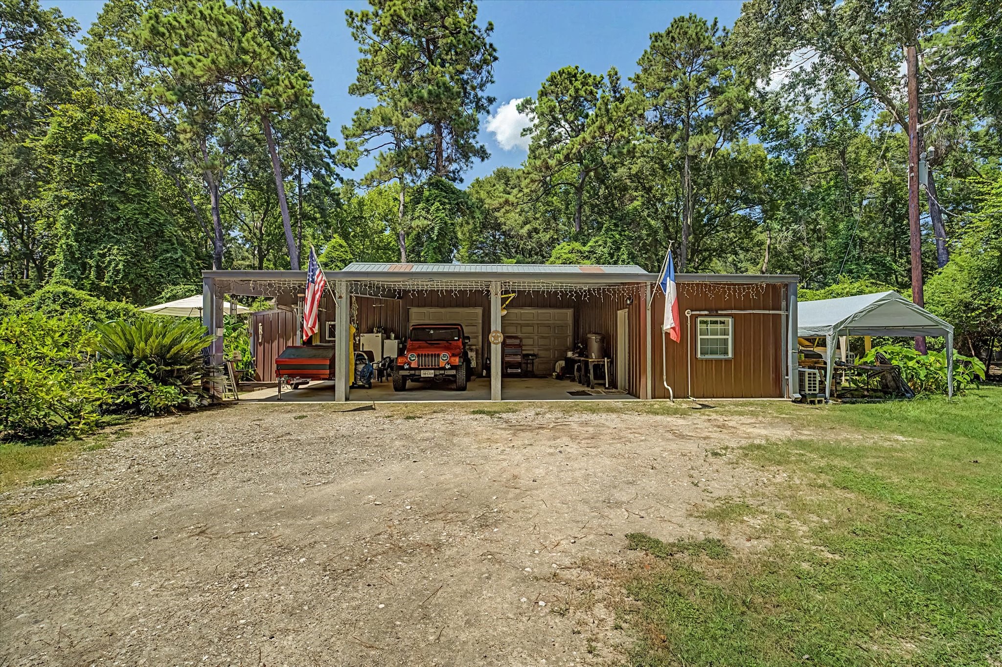Listing photo 3