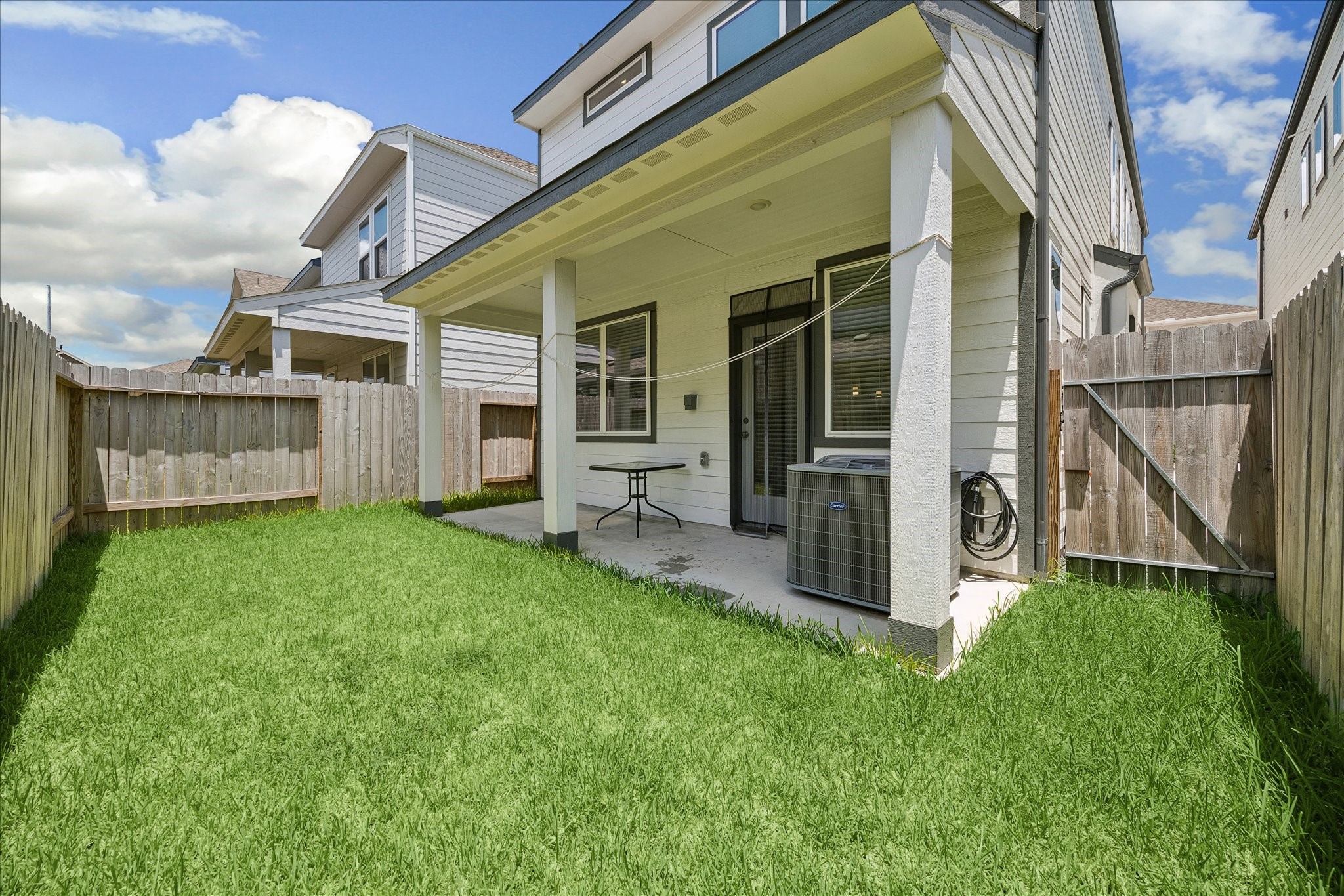 Listing photo 5
