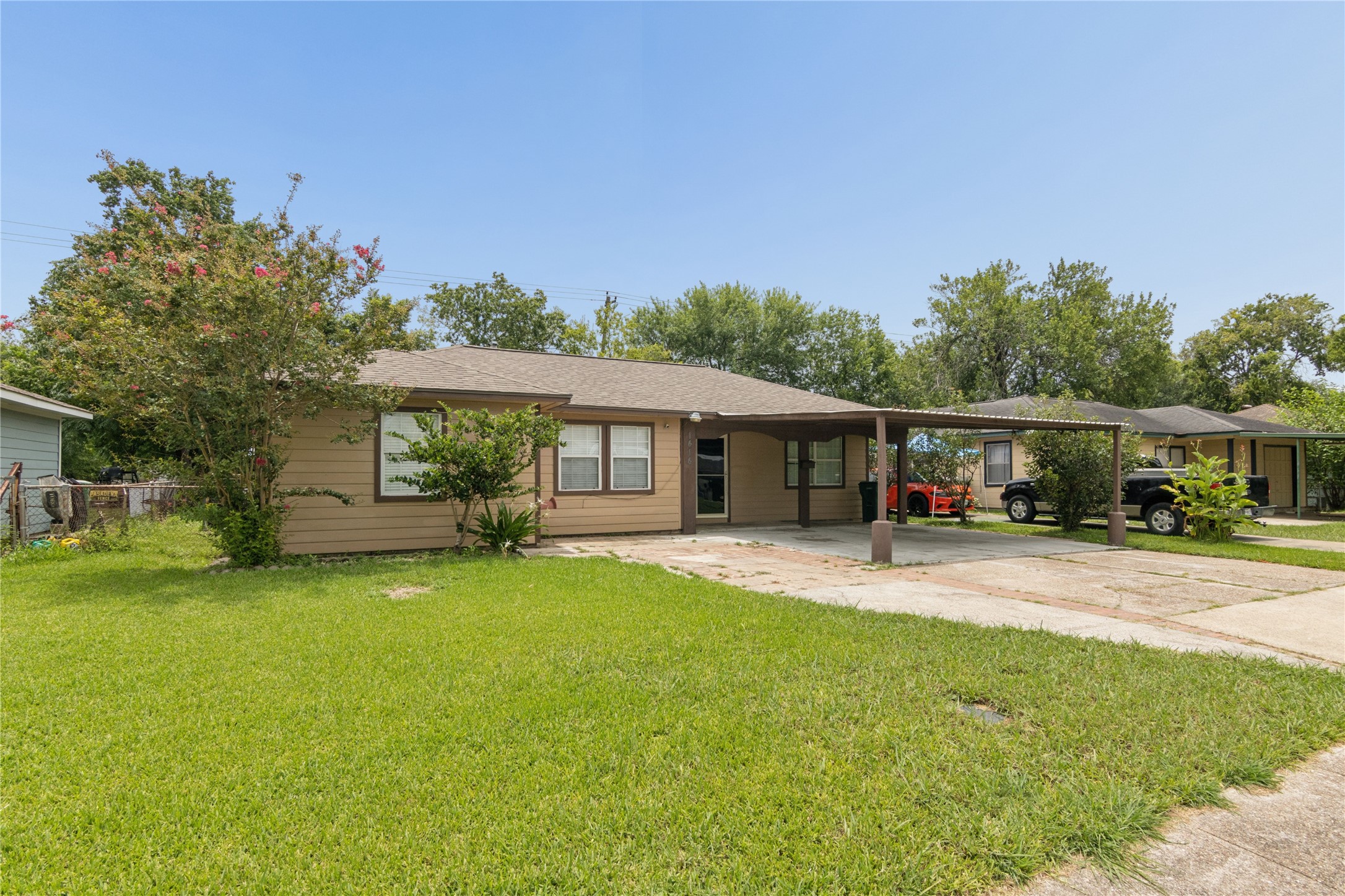 Listing photo 1