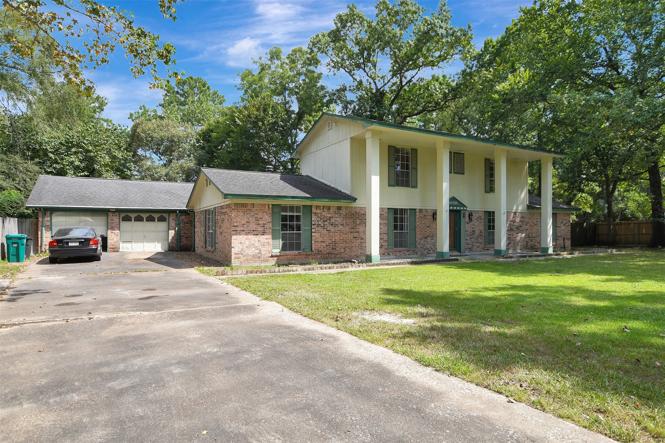 Listing photo 4