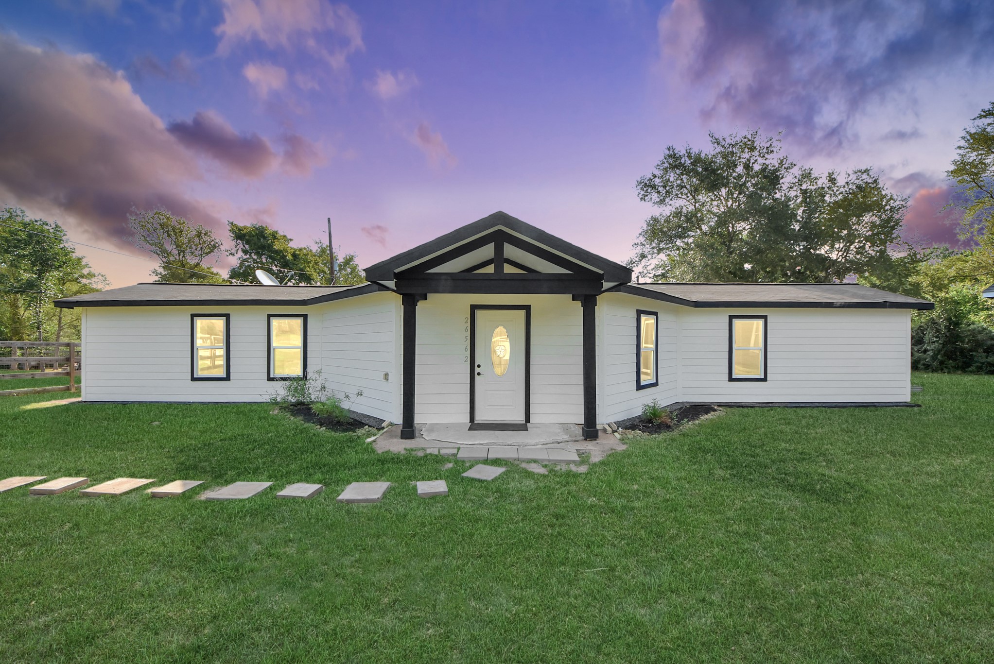 Listing photo 1