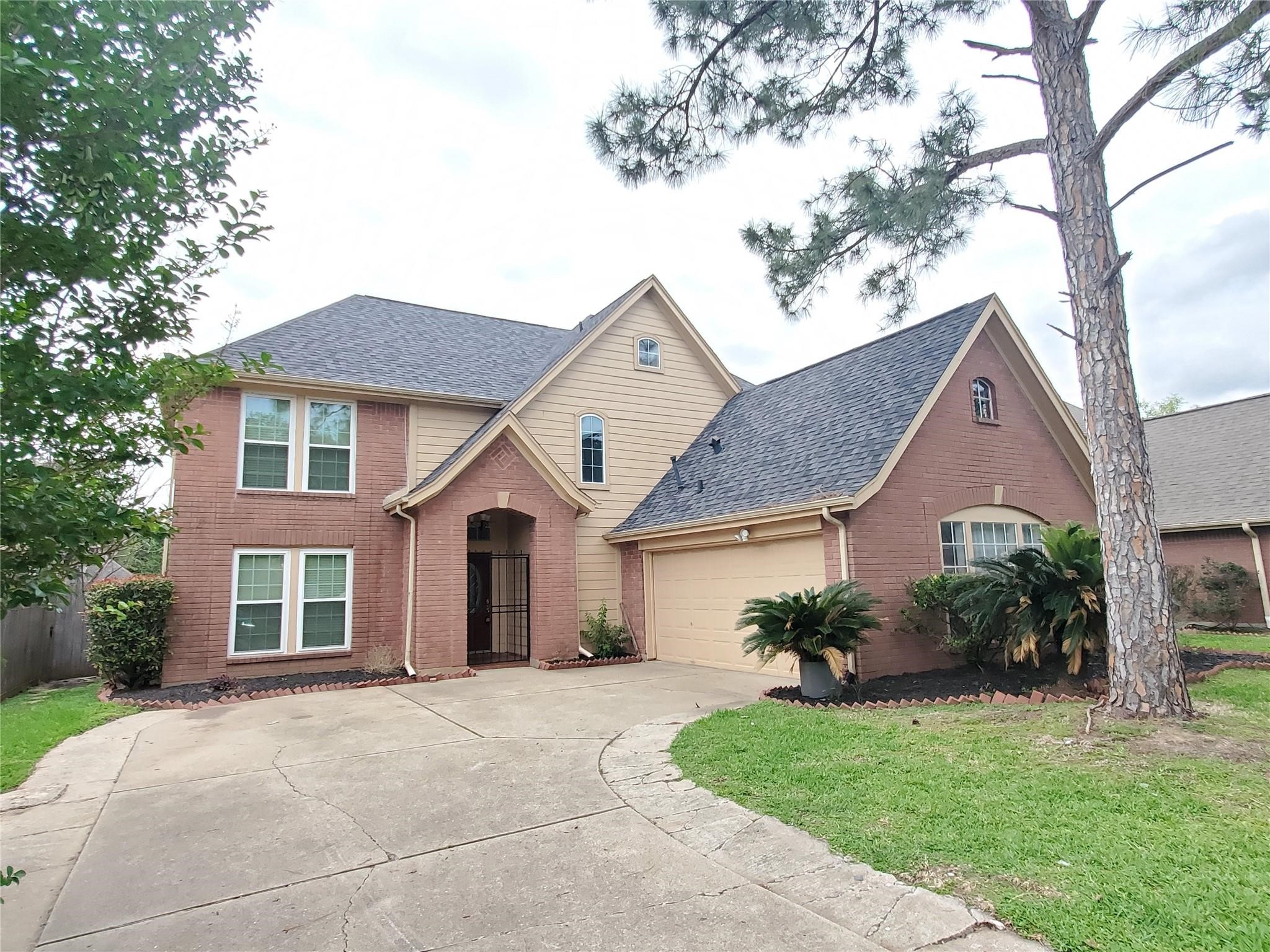 Listing photo 3