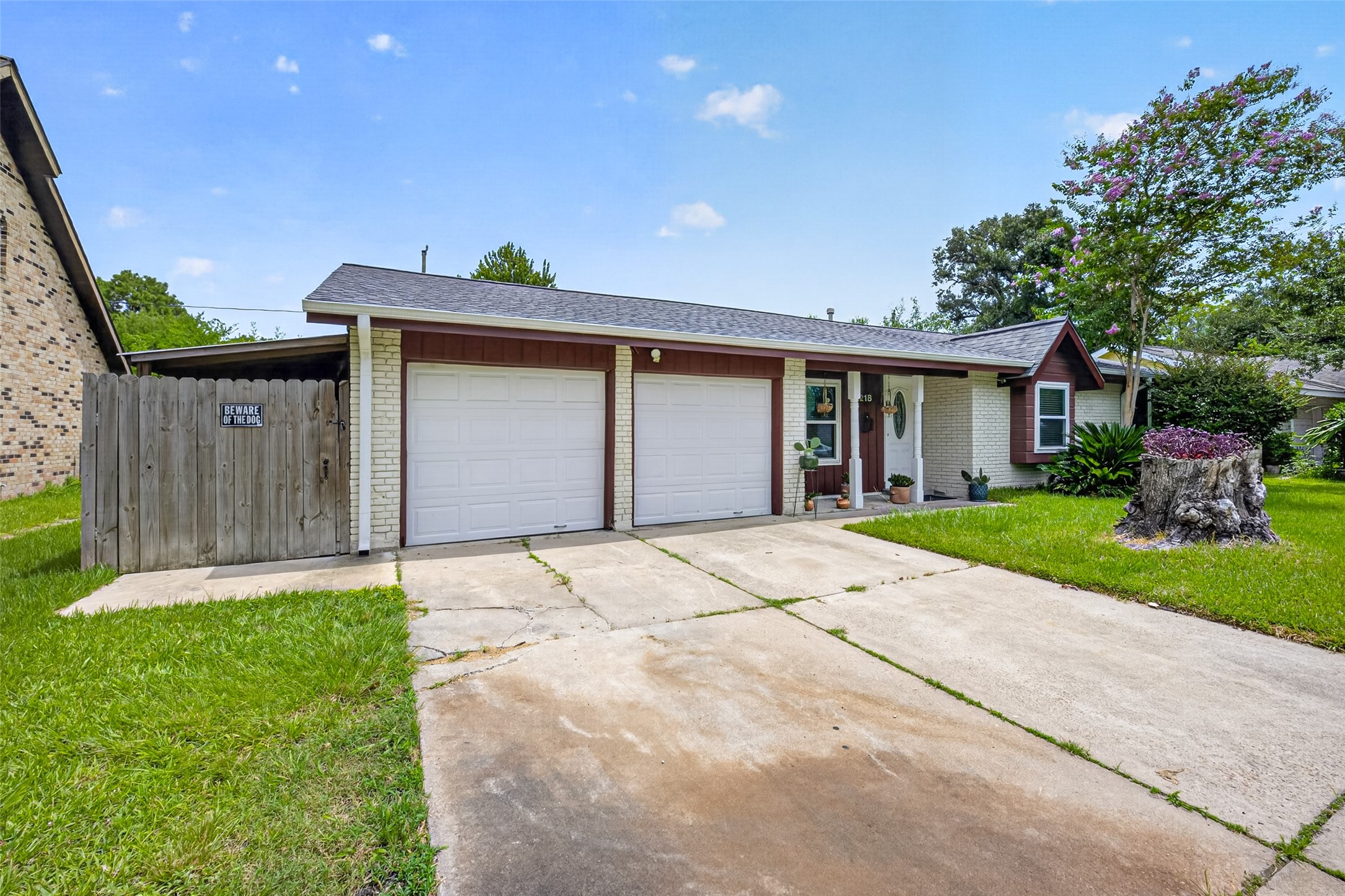 Listing photo 3