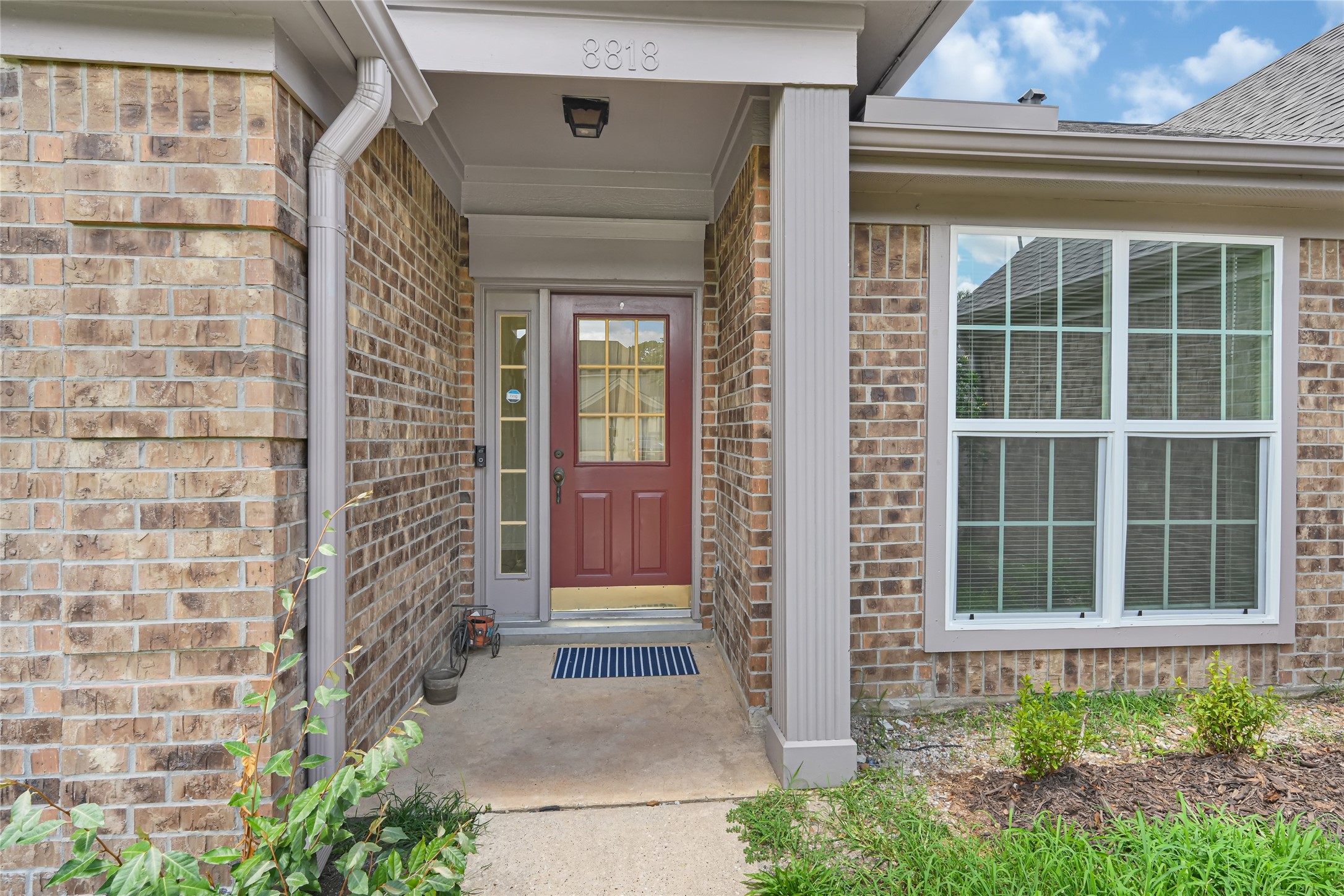 Listing photo 1