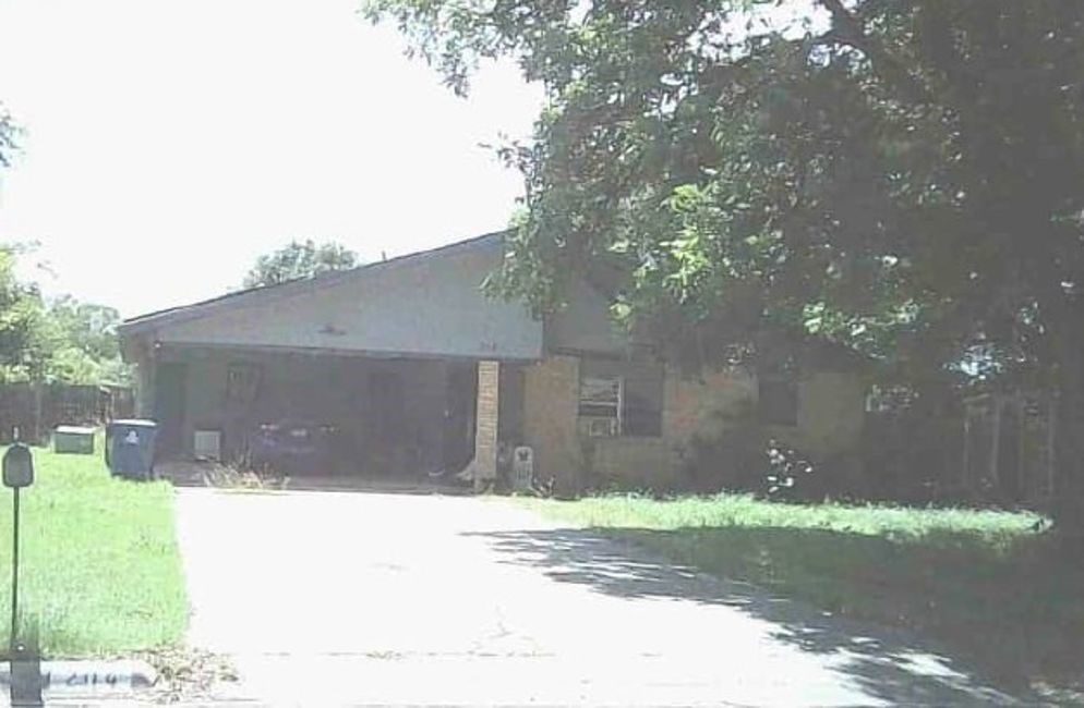 Listing photo 1