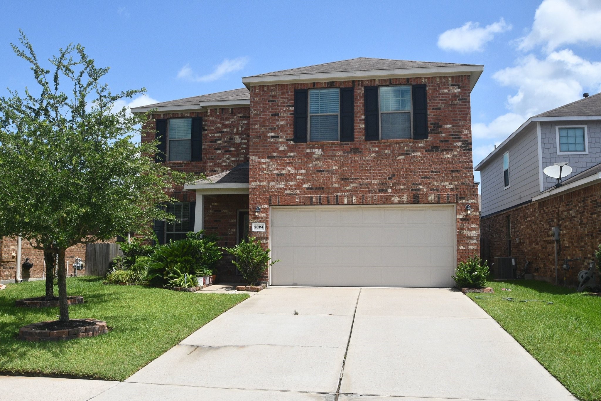 Listing photo 1