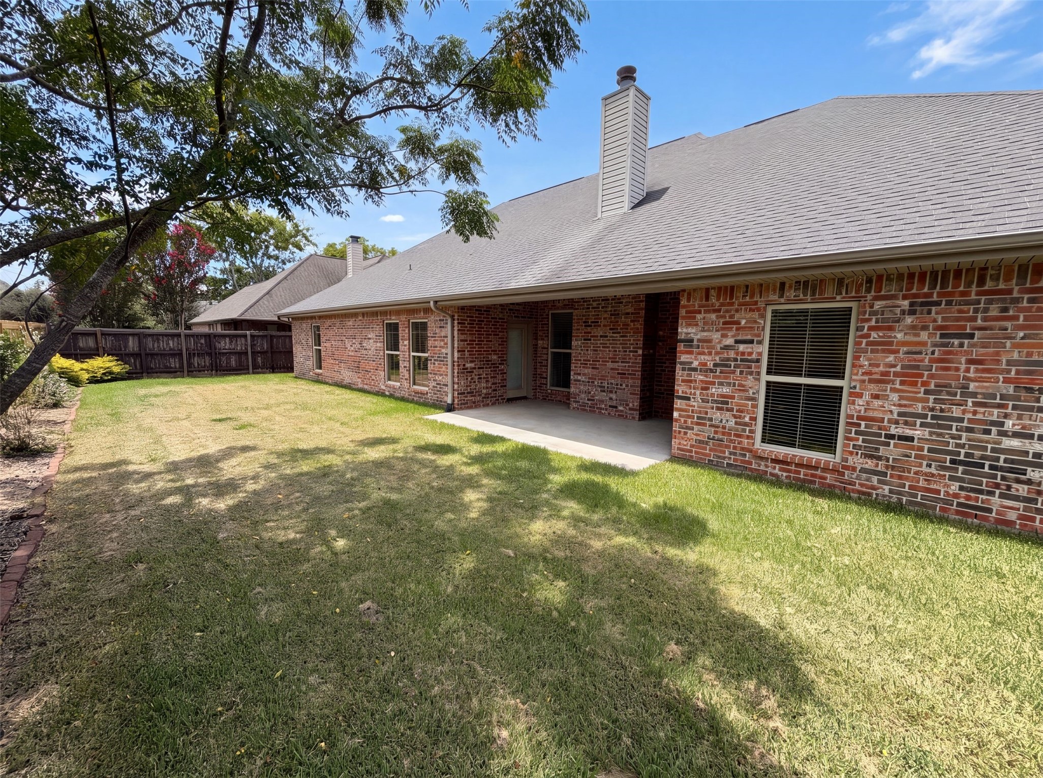 Listing photo 5