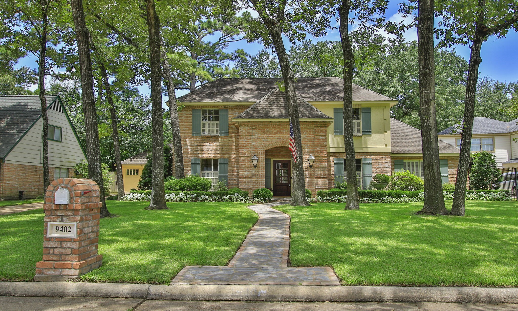 Listing photo 1