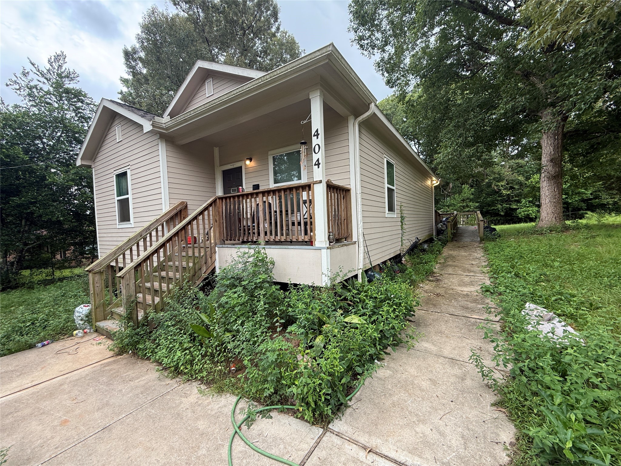 Listing photo 4