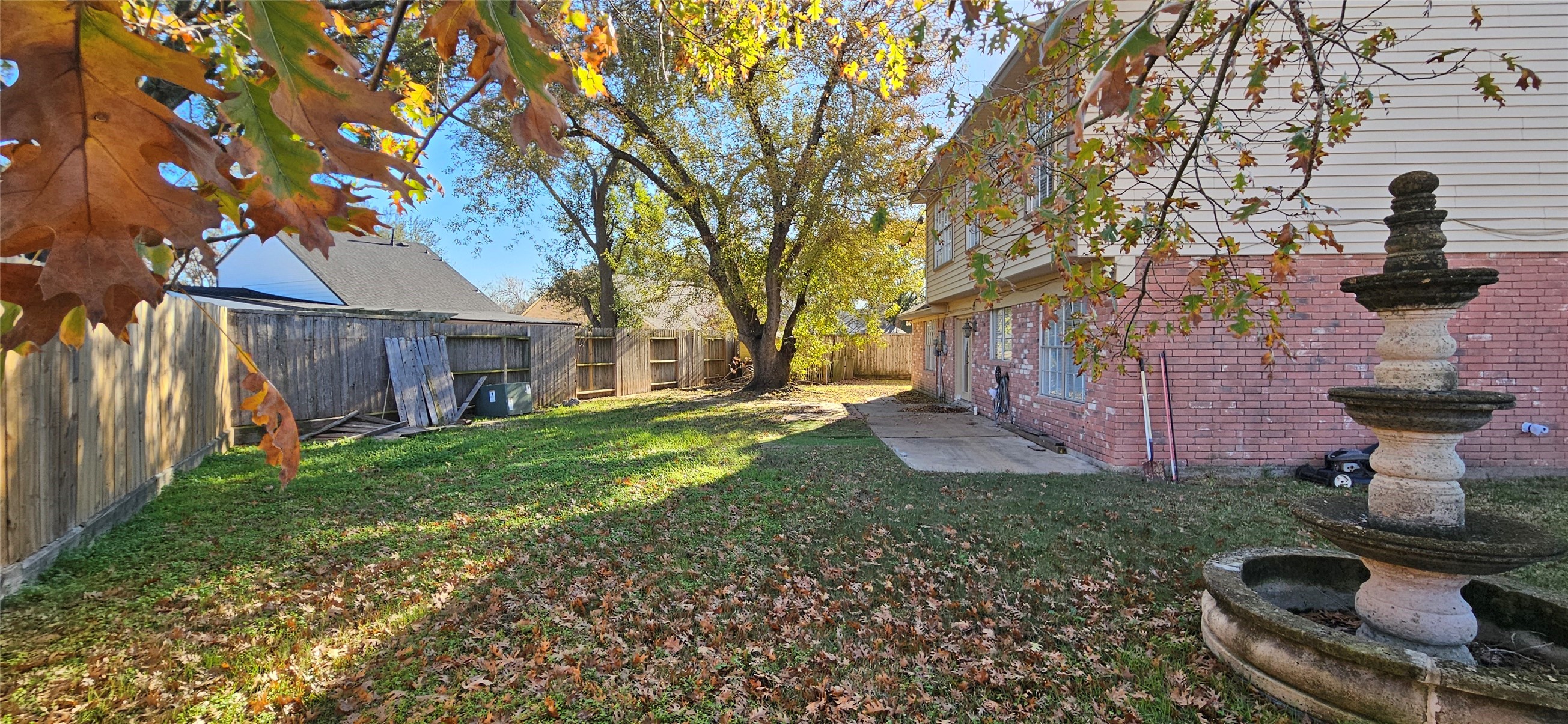 Listing photo 3